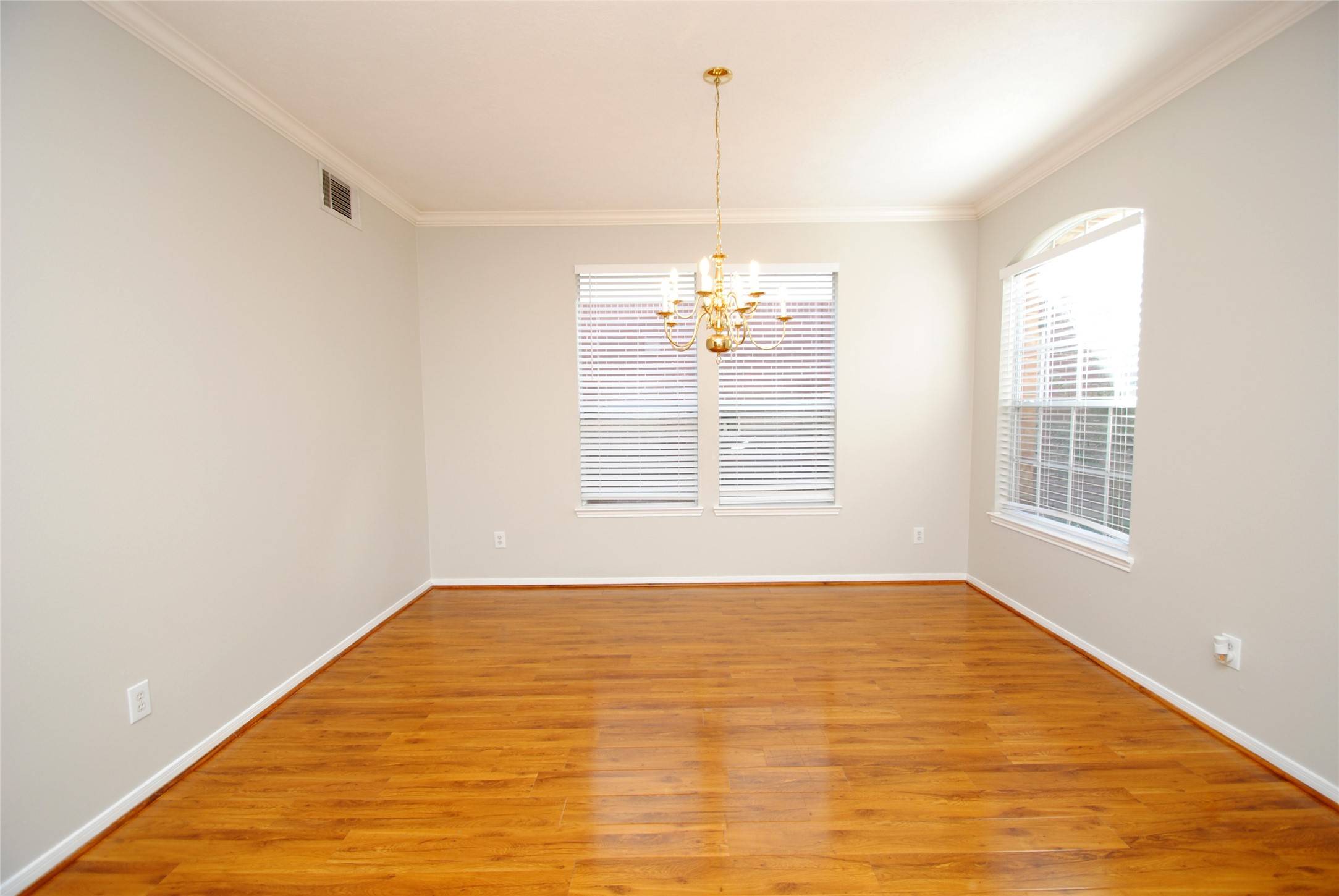 Sugar Land, TX 77479,1115 Oxford Mills LN