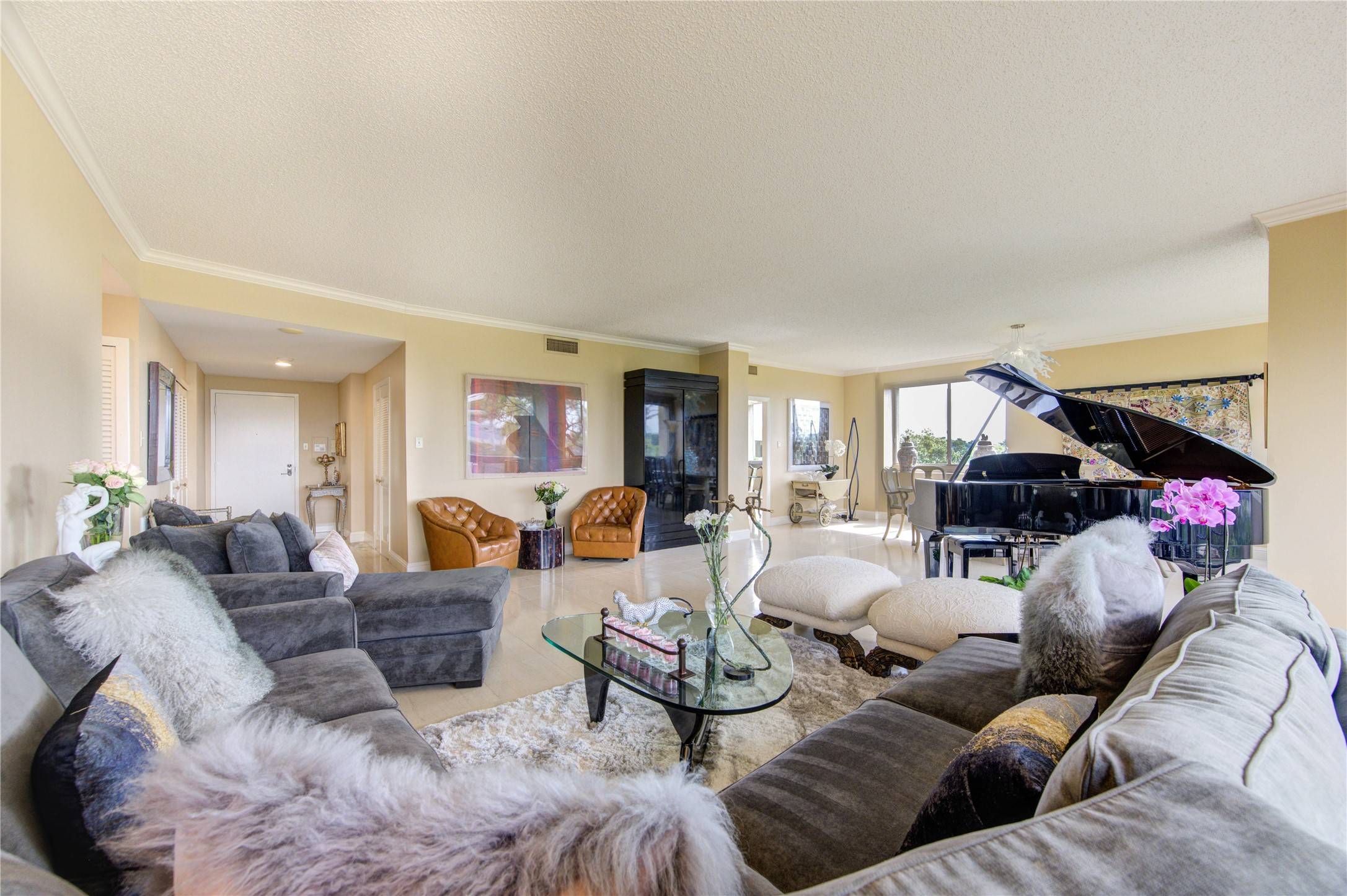 Houston, TX 77027,49 Briar Hollow #605