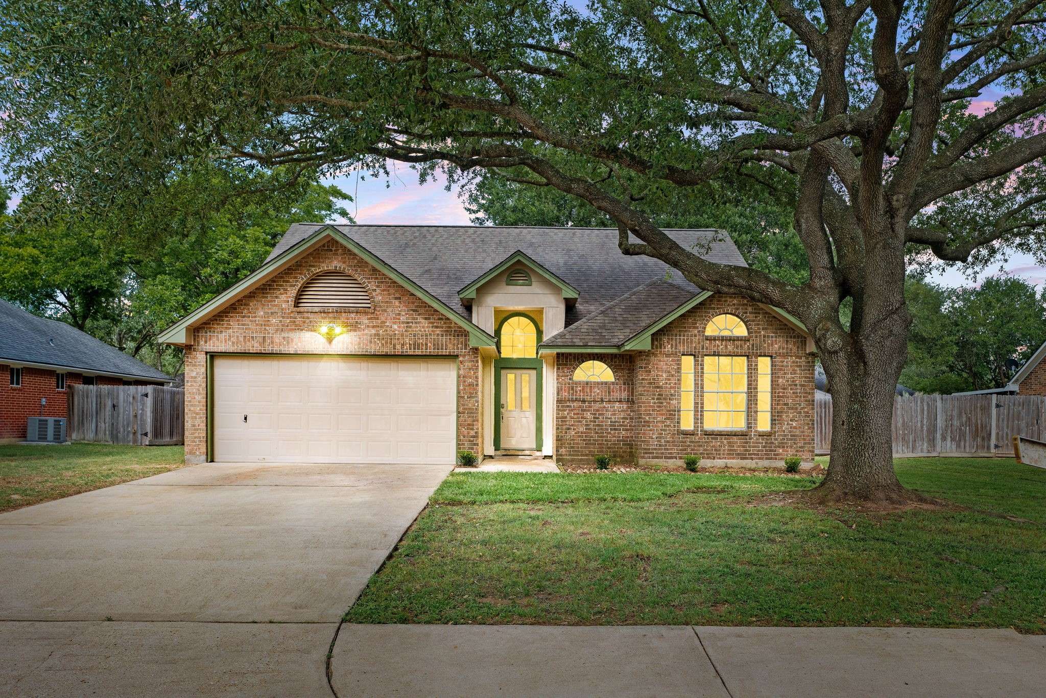 Sealy, TX 77474,1408 Quail HOLW