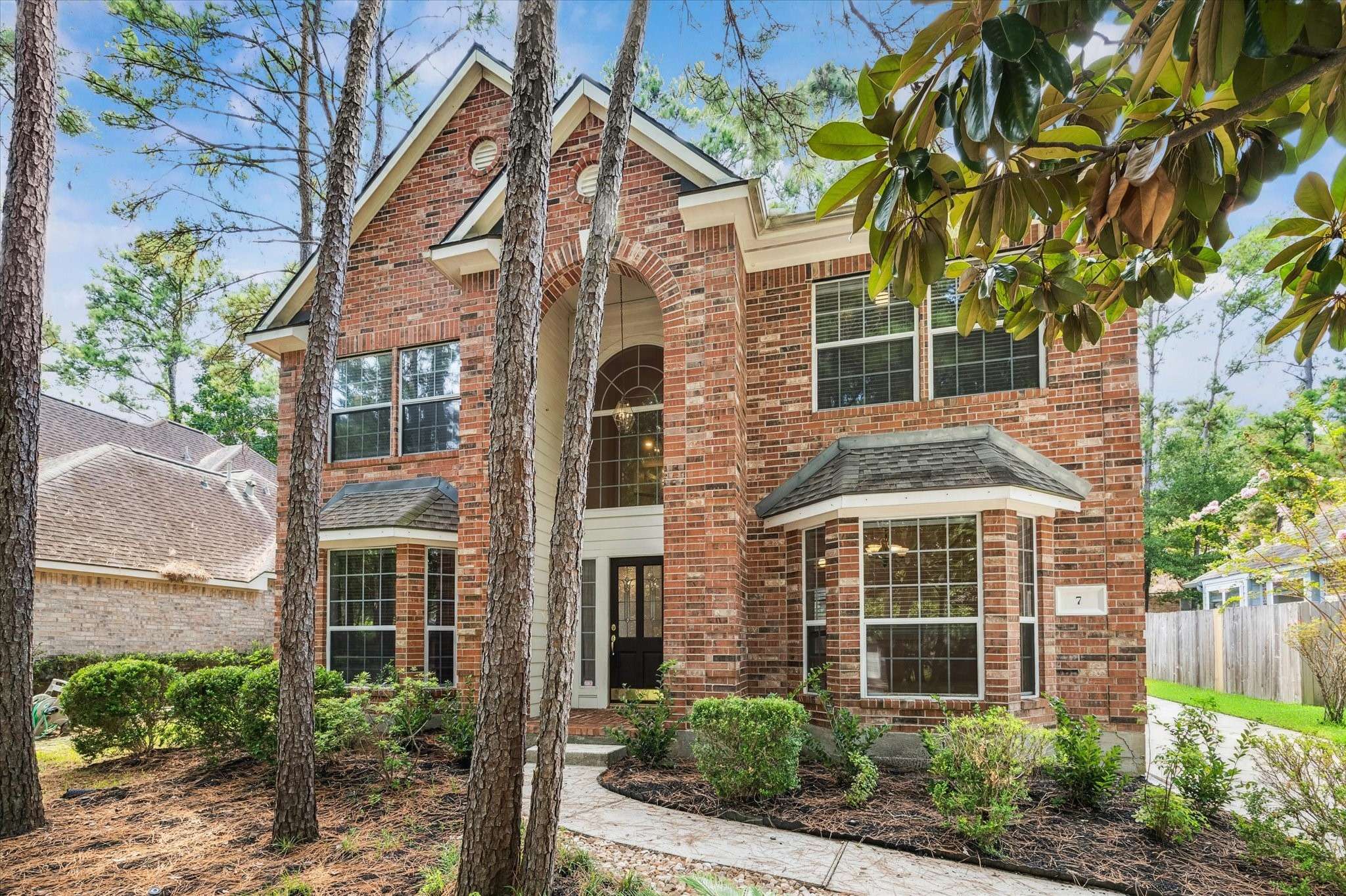 The Woodlands, TX 77382,7 Wren Song Place ST