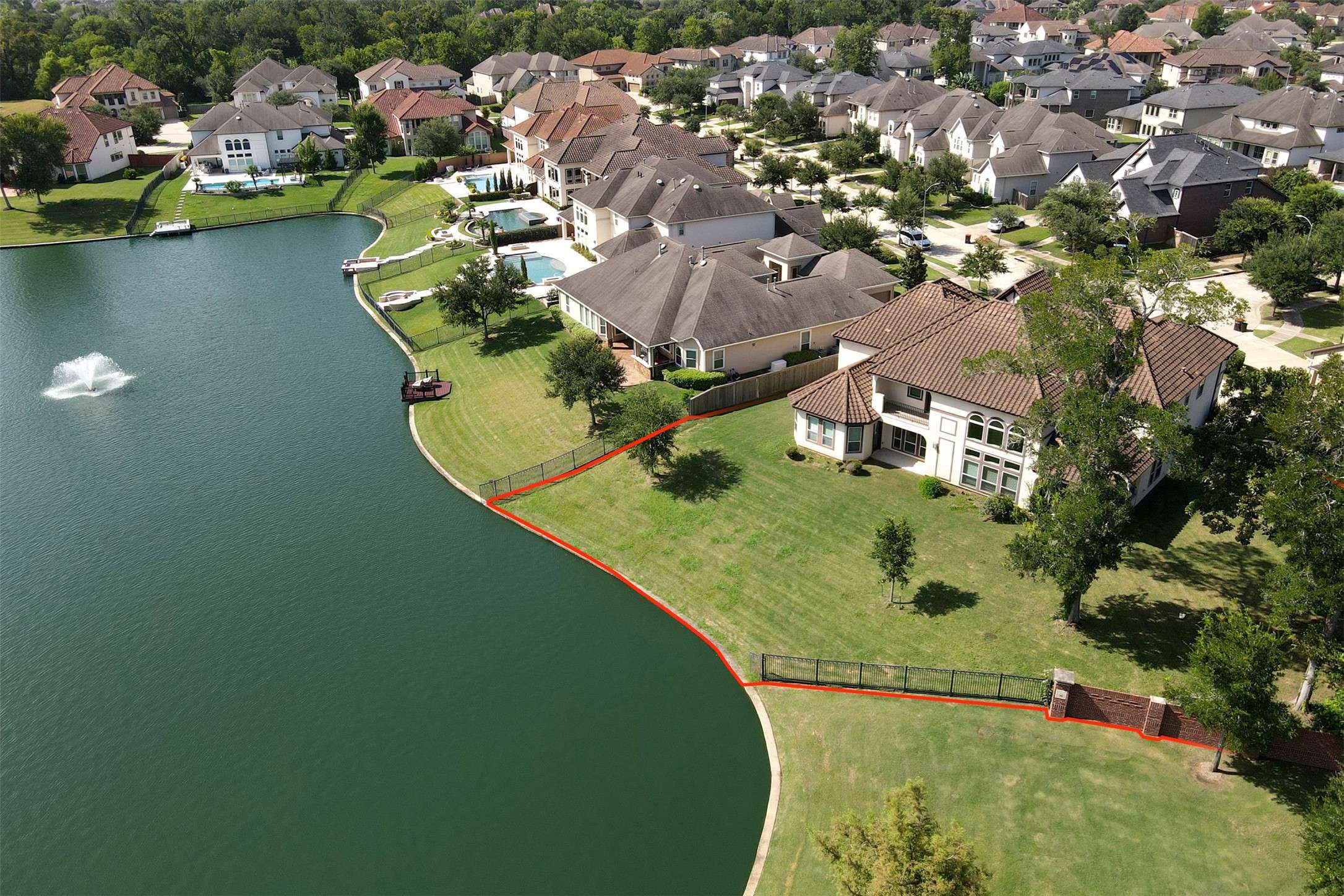 Sugar Land, TX 77479,5526 Wollemi Falls LN