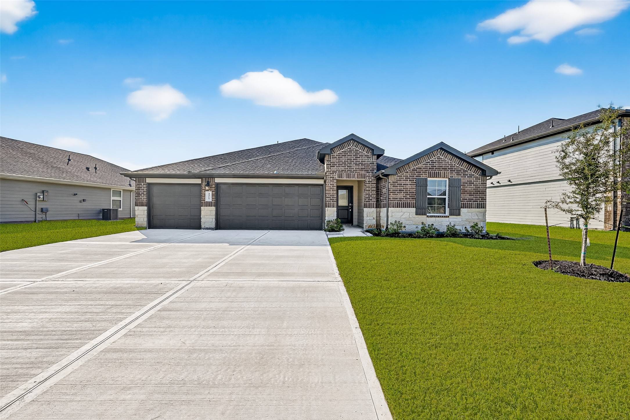 Rosenberg, TX 77469,4215 Russet Elm LN