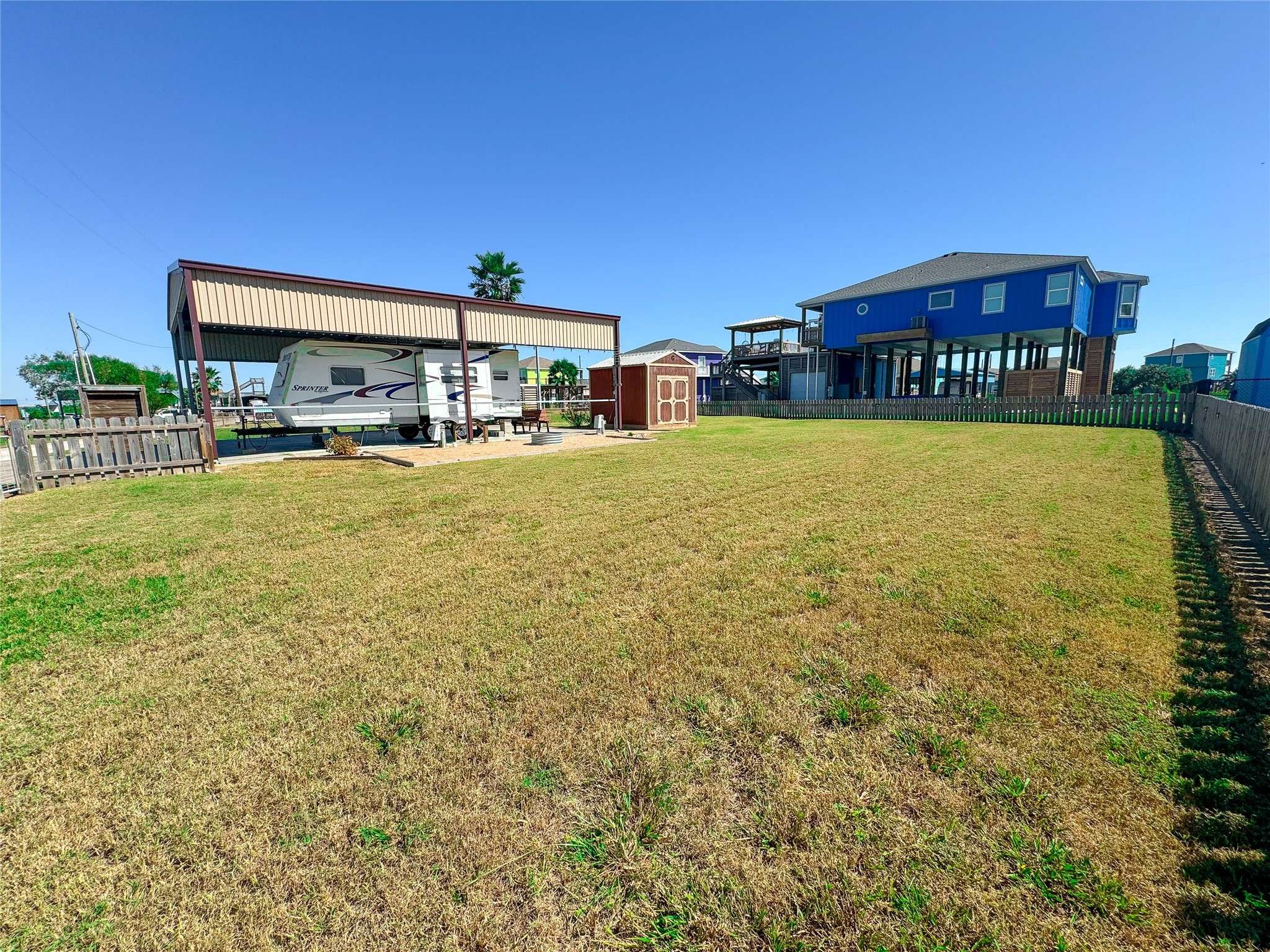 Crystal Beach, TX 77650,1776 Catfish LN