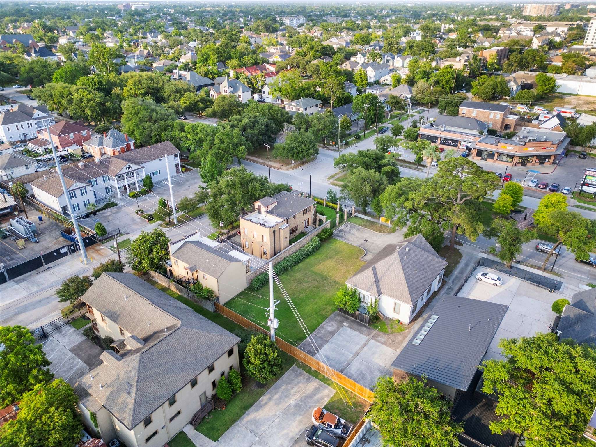 Houston, TX 77007,333 Heights BLVD