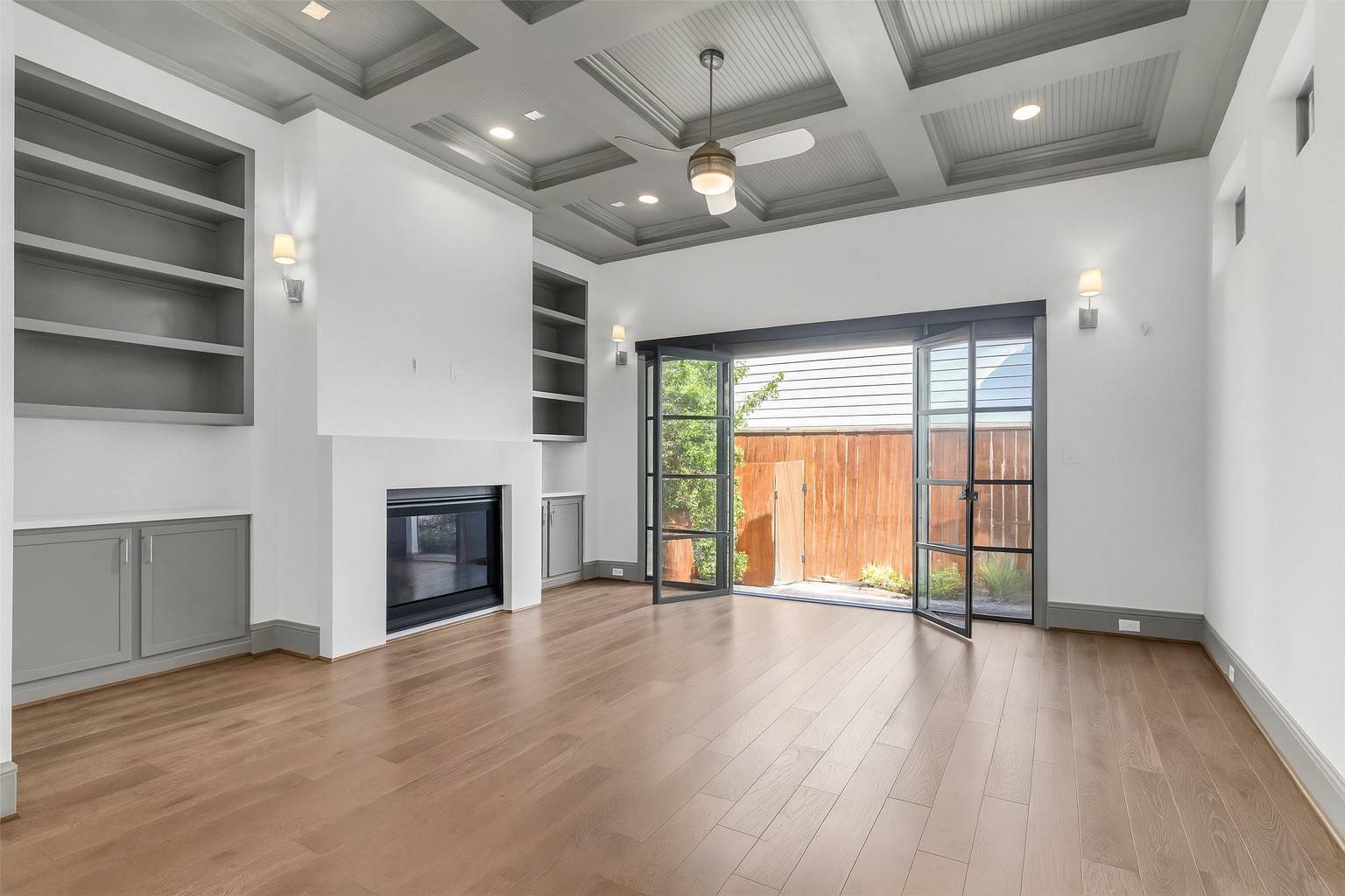 Houston, TX 77008,1906 W 25th ST