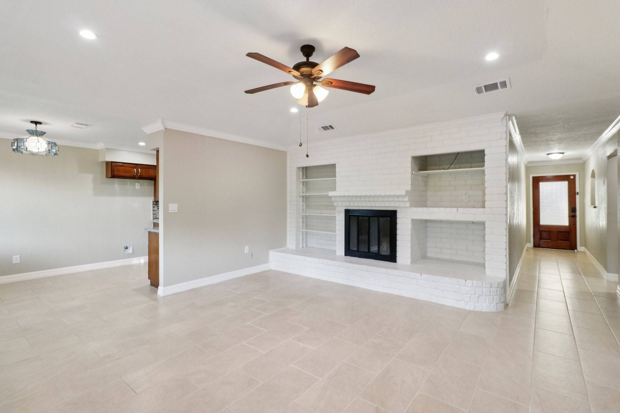 Houston, TX 77062,806 Seacliff DR