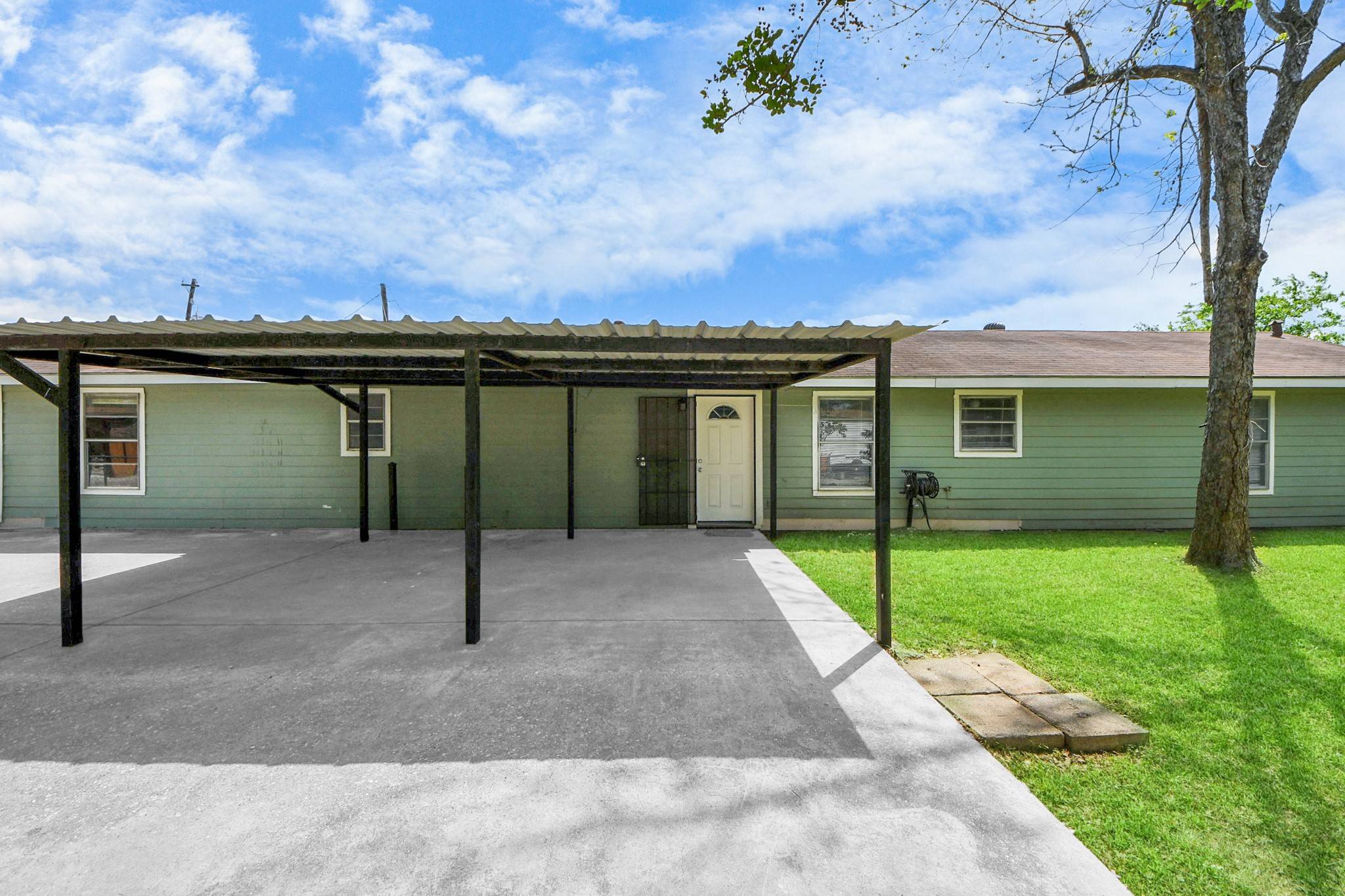 Houston, TX 77015,13710 Brownsville ST