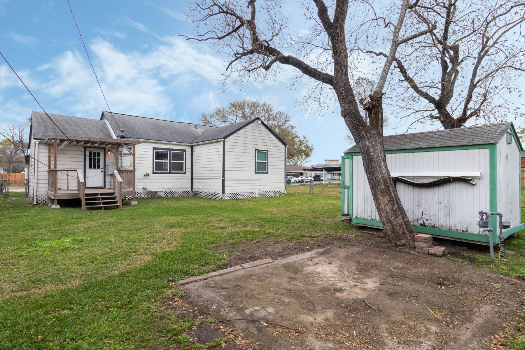 Pasadena, TX 77506,908 Seymour ST