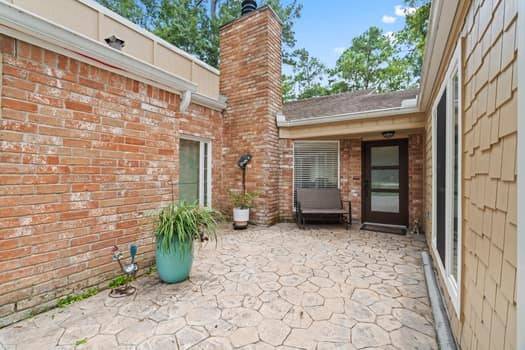 The Woodlands, TX 77380,33 Crystal Lake LN