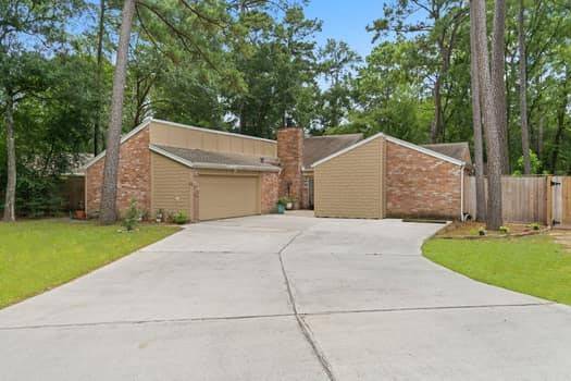 The Woodlands, TX 77380,33 Crystal Lake LN