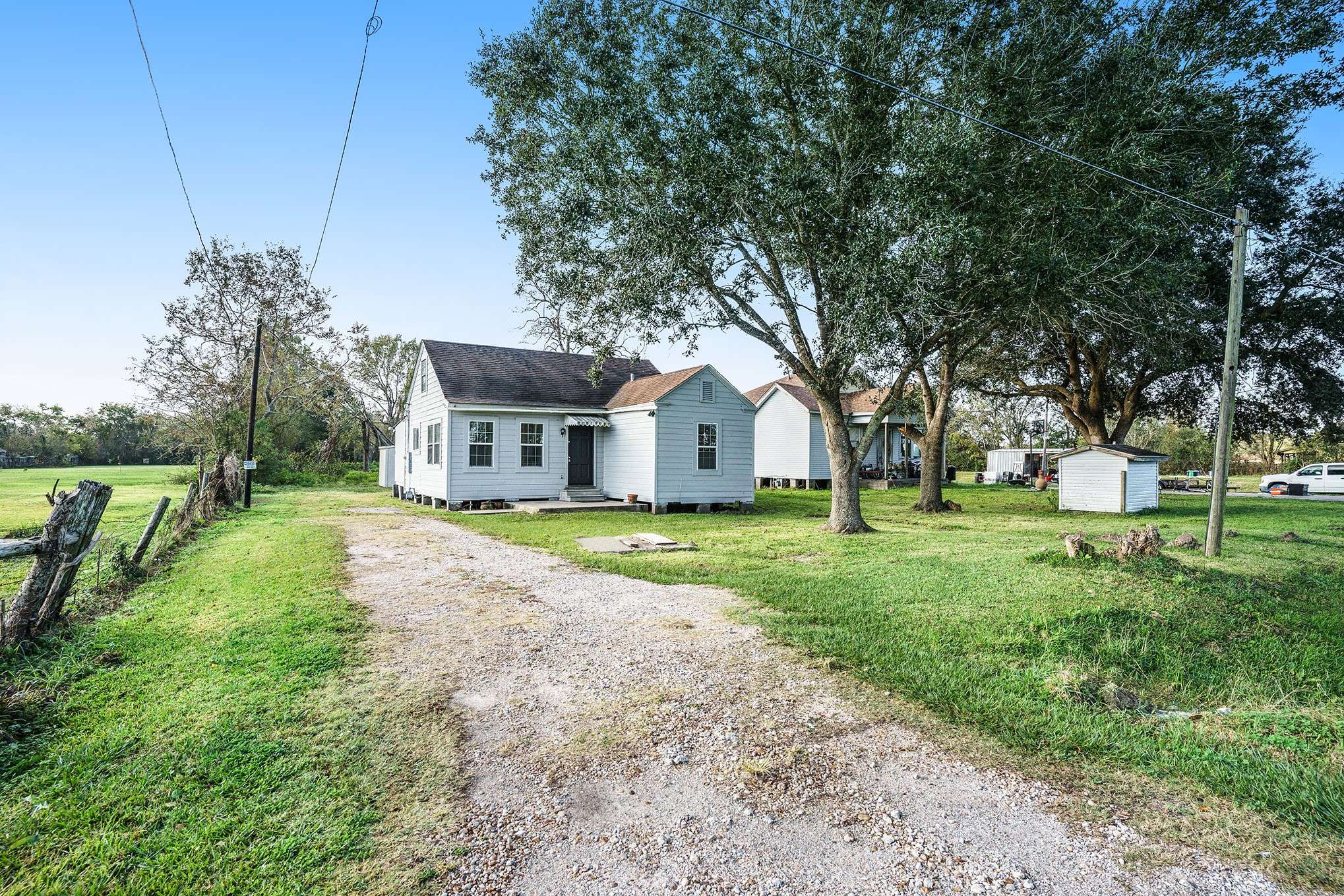 Santa Fe, TX 77510,12235 W 6th ST