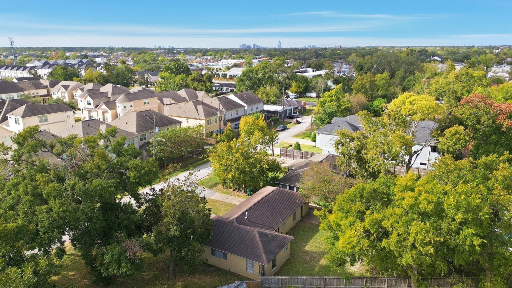 Houston, TX 77055,7702 Cedel DR