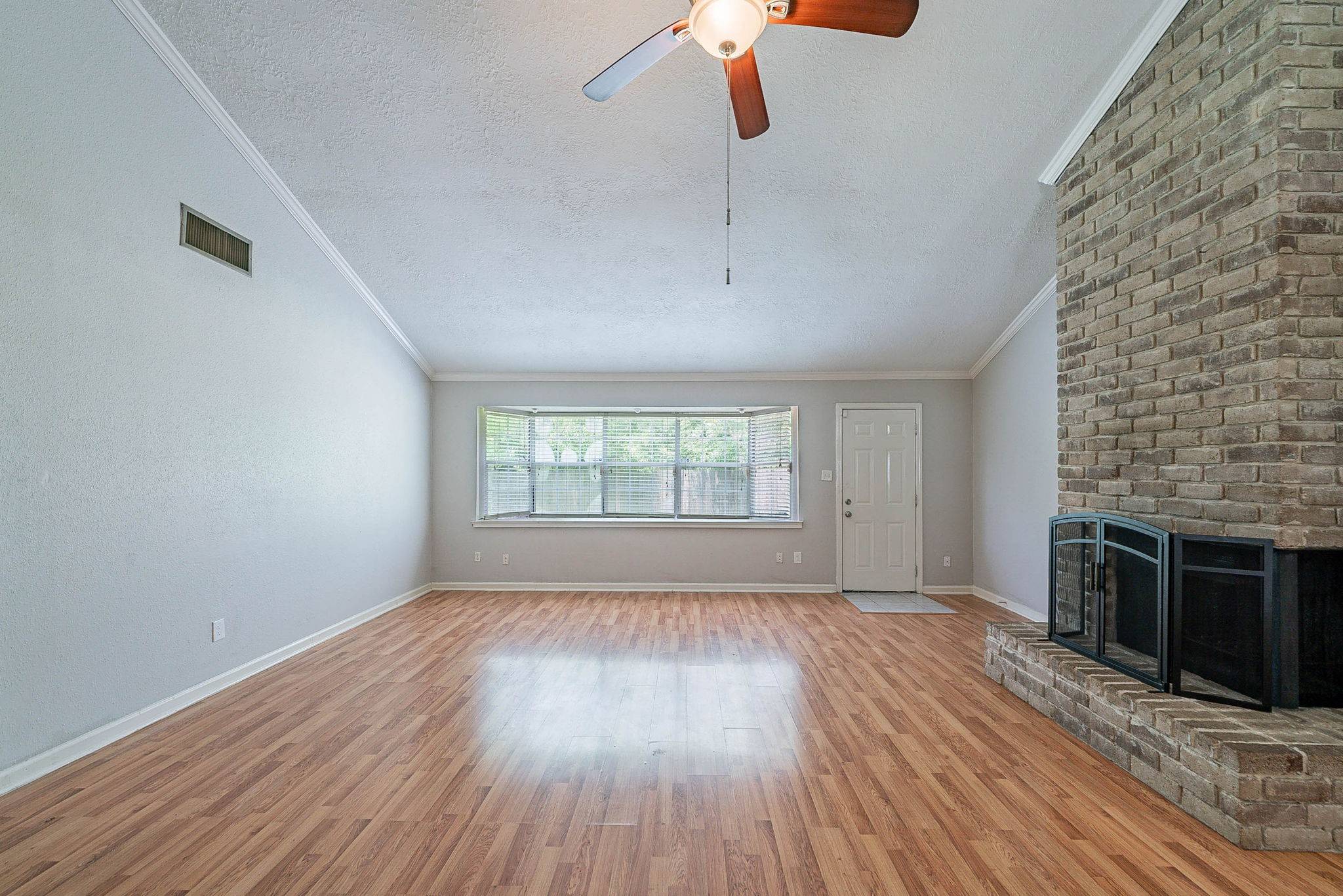 Crosby, TX 77532,516 Aweigh DR