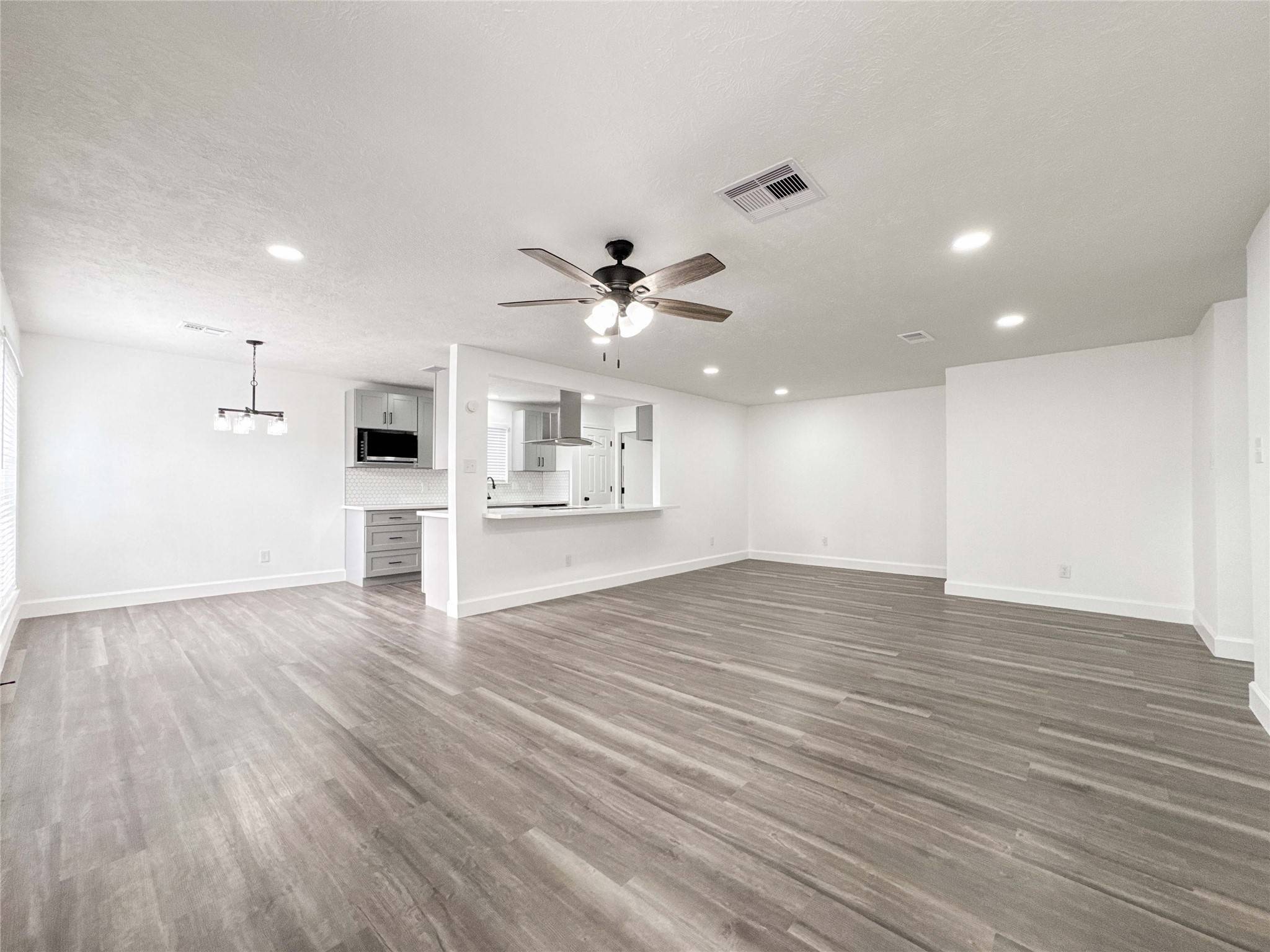 Webster, TX 77598,2834 Heritage Colony DR