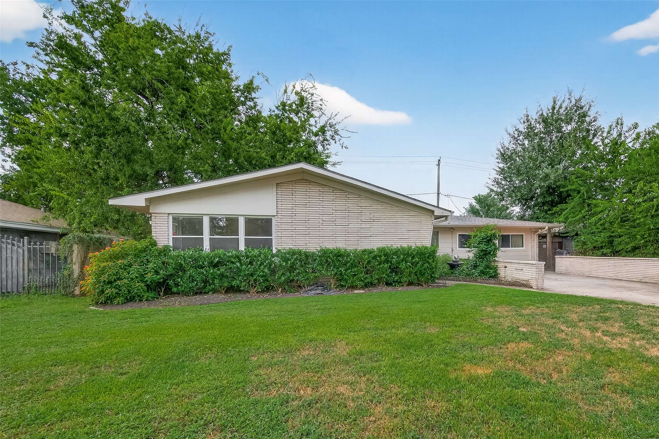 Houston, TX 77092,5001 Libbey LN