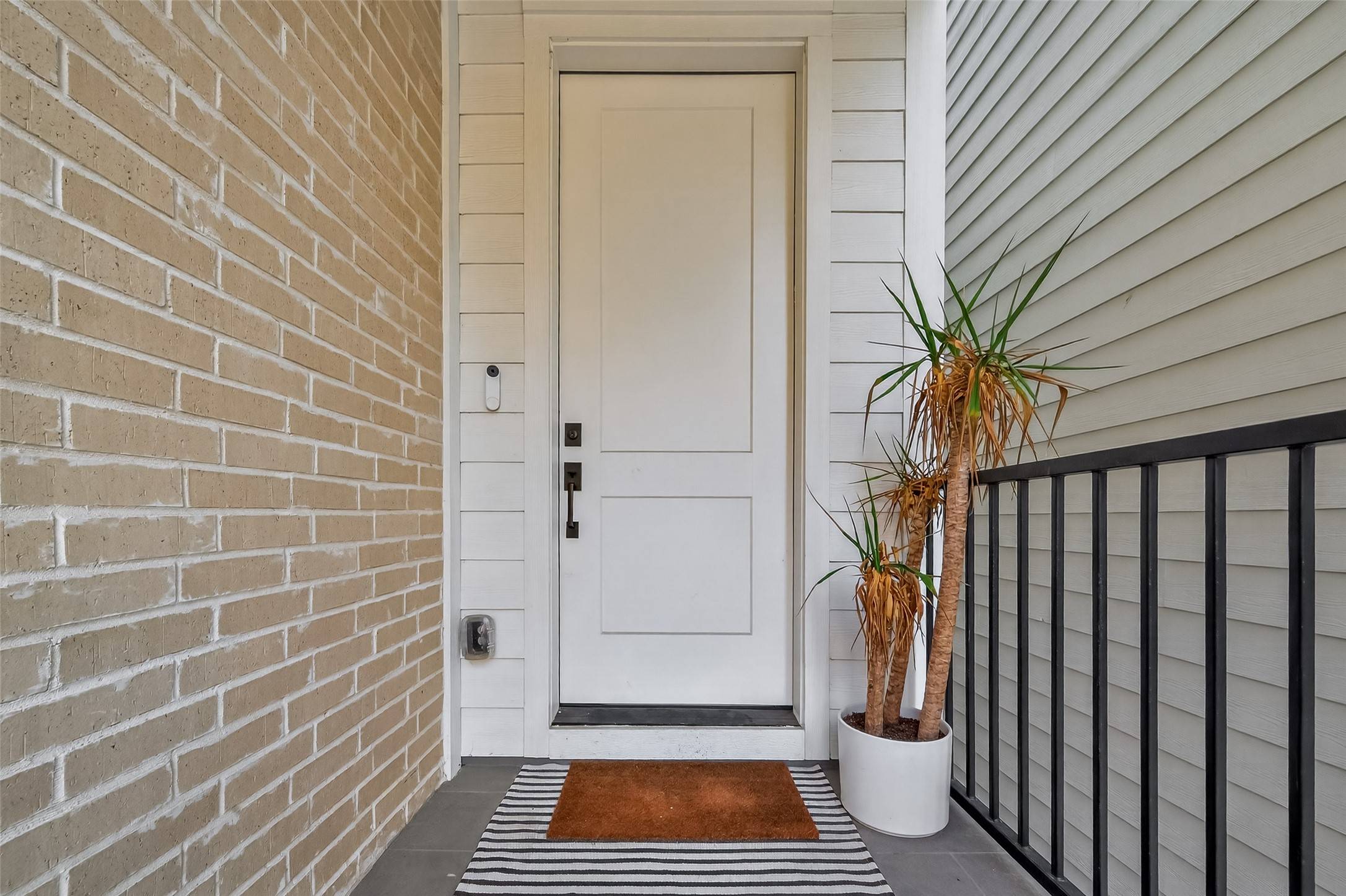 Houston, TX 77008,1243 W 23rd ST #C