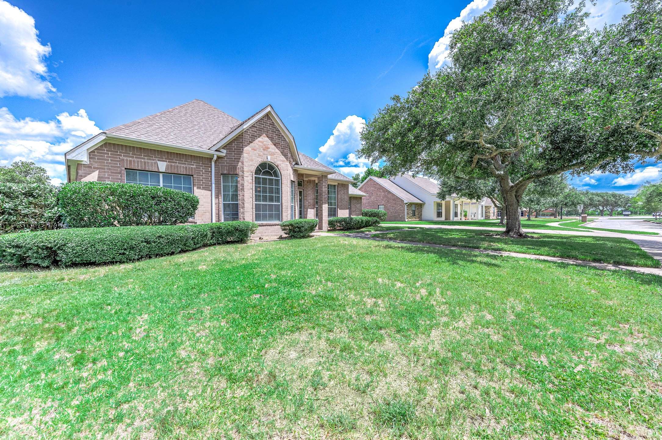 Alvin, TX 77511,1990 Troon DR