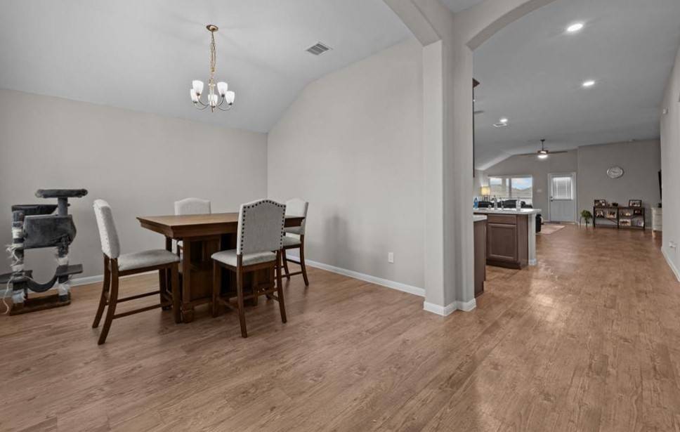 La Marque, TX 77568,689 Forest Bend LN