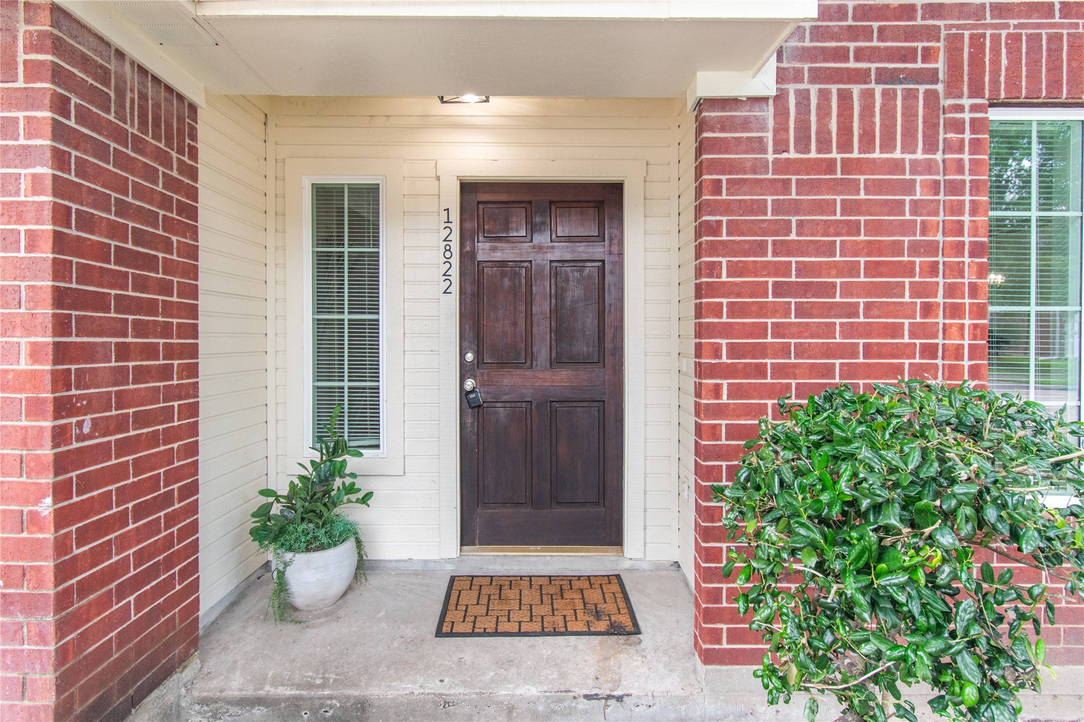 Sugar Land, TX 77478,12822 Careywood DR