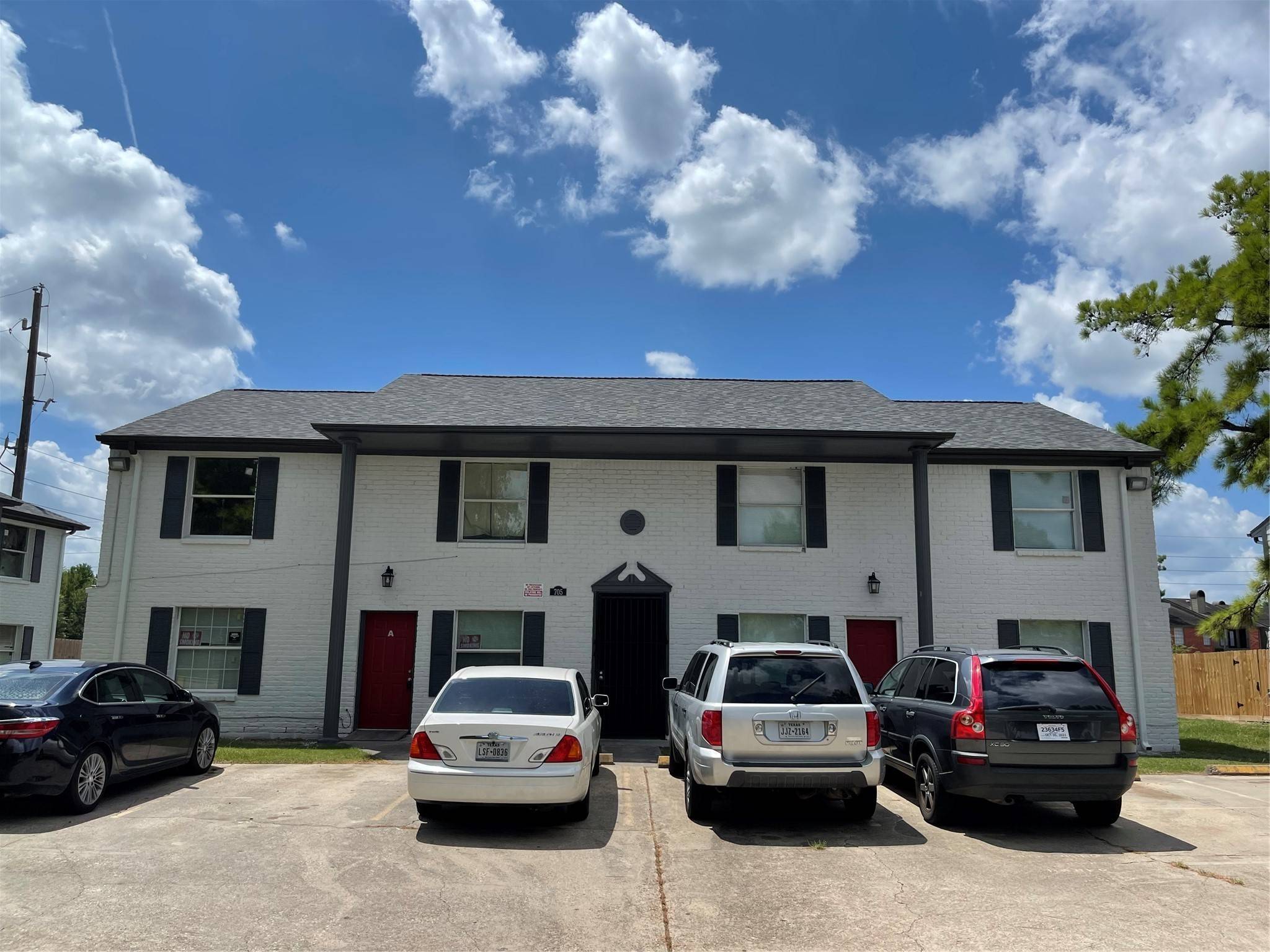 Houston, TX 77090,703 Barren Springs DR #C