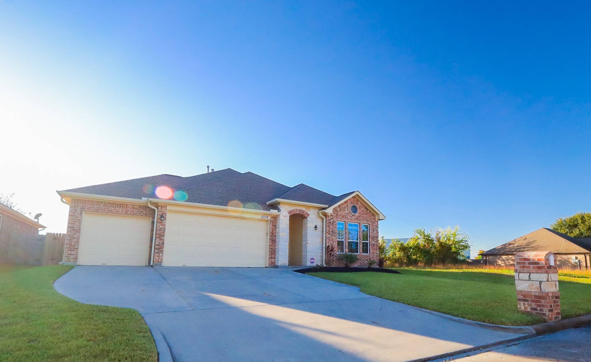 La Porte, TX 77571,2119 Loc Loma LN