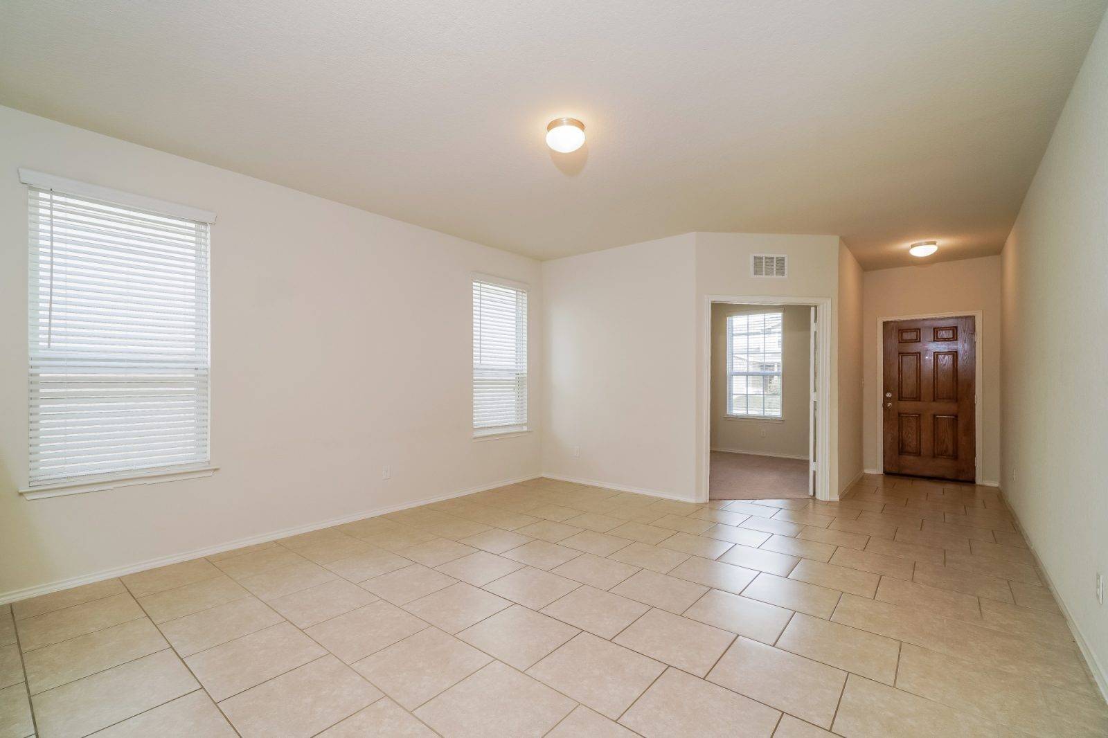 New Braunfels, TX 78130,448 Nova Zembla