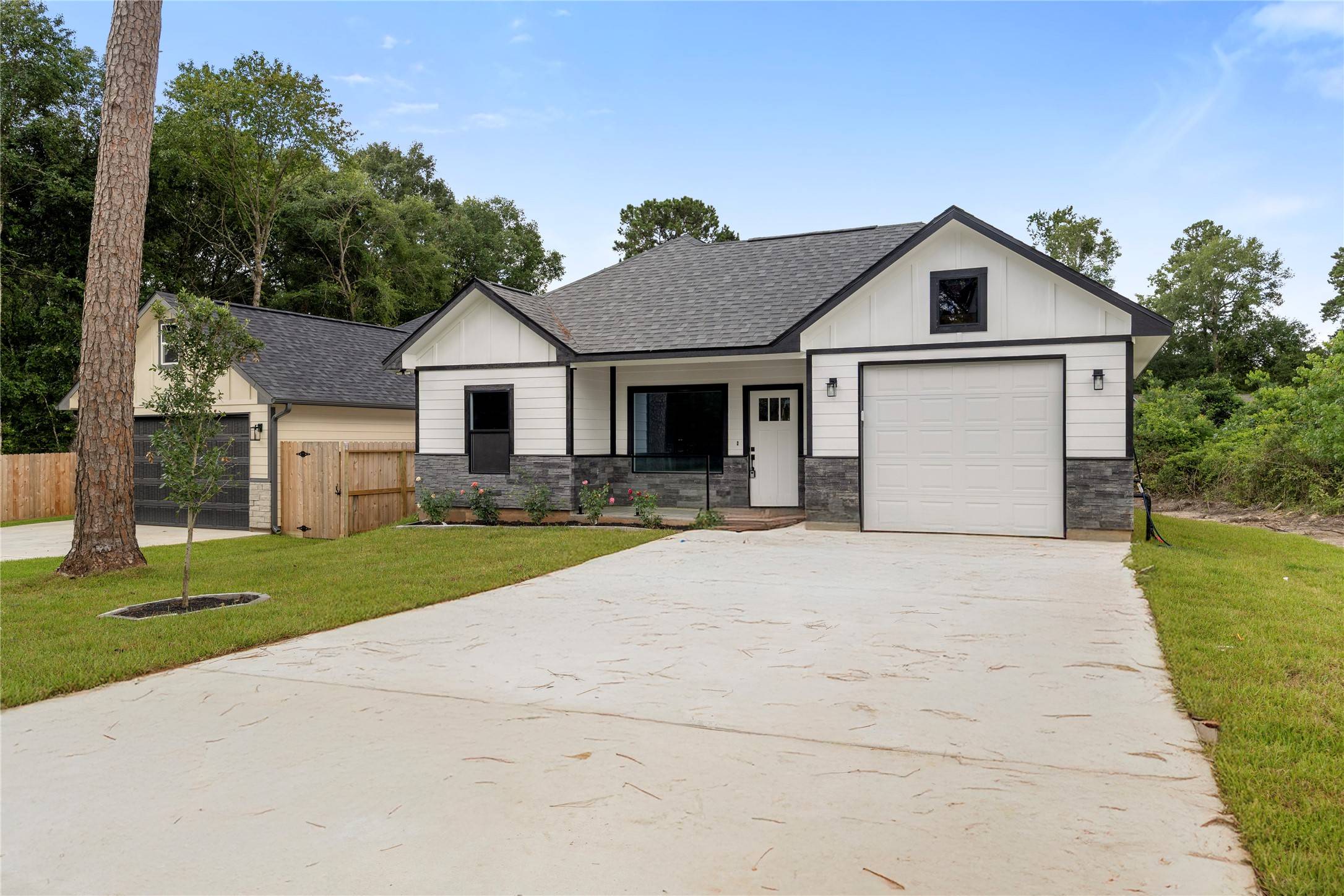 Willis, TX 77378,4170 Ben Milam RD