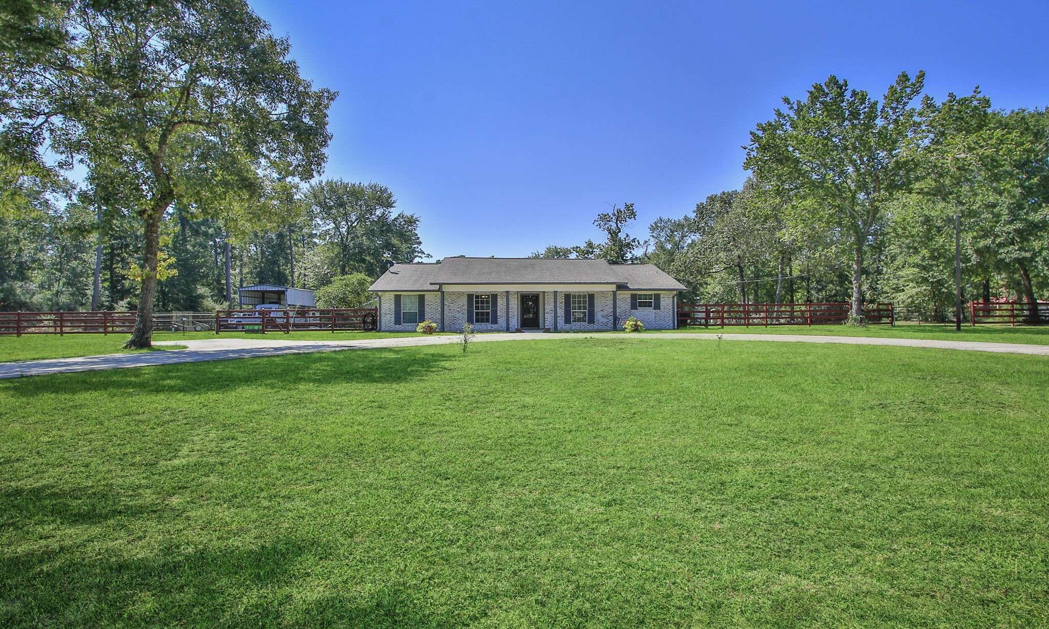 Pinehurst, TX 77362,12103 Hillcrest DR