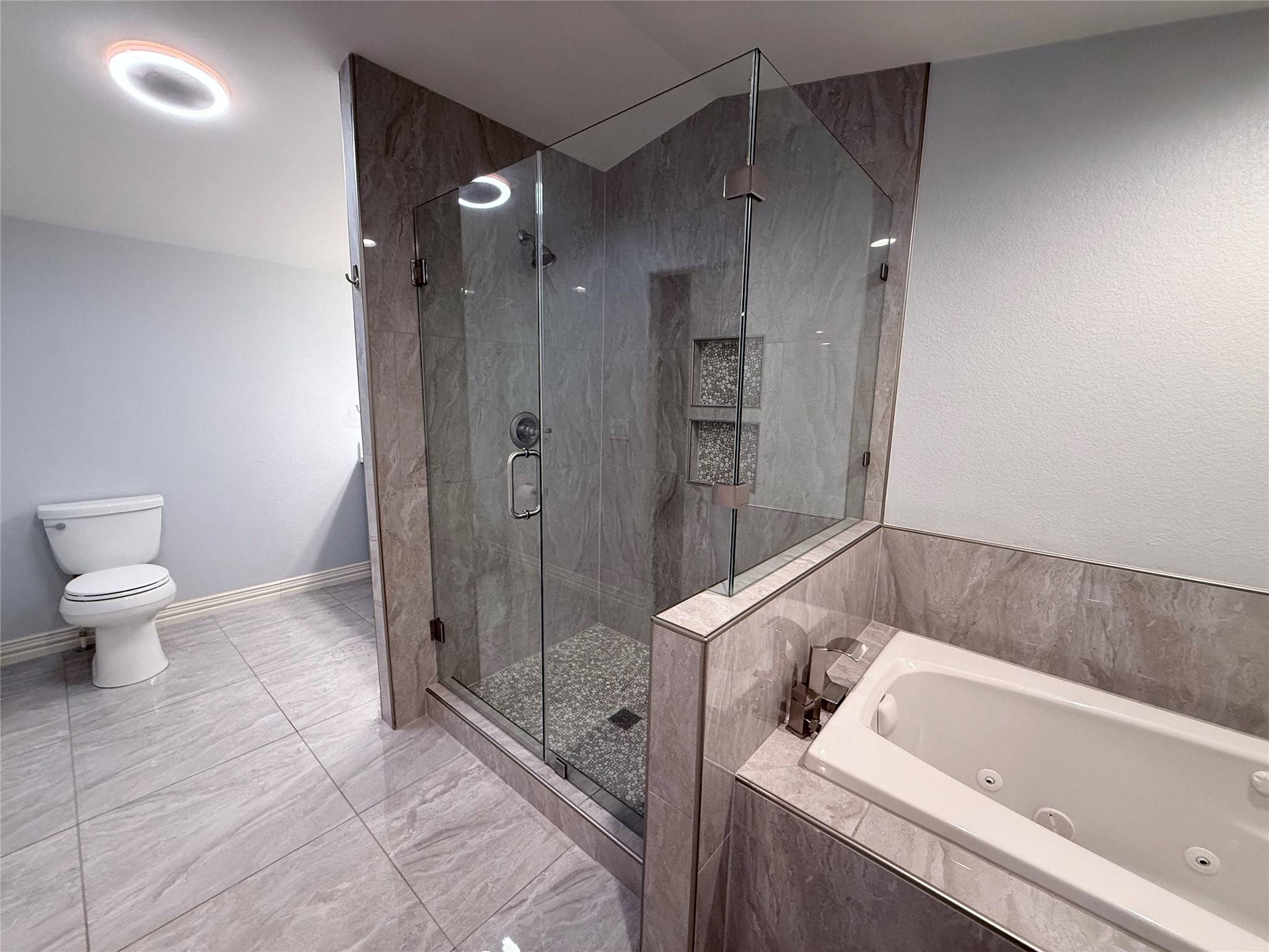 San Leon, TX 77539,319 10th St