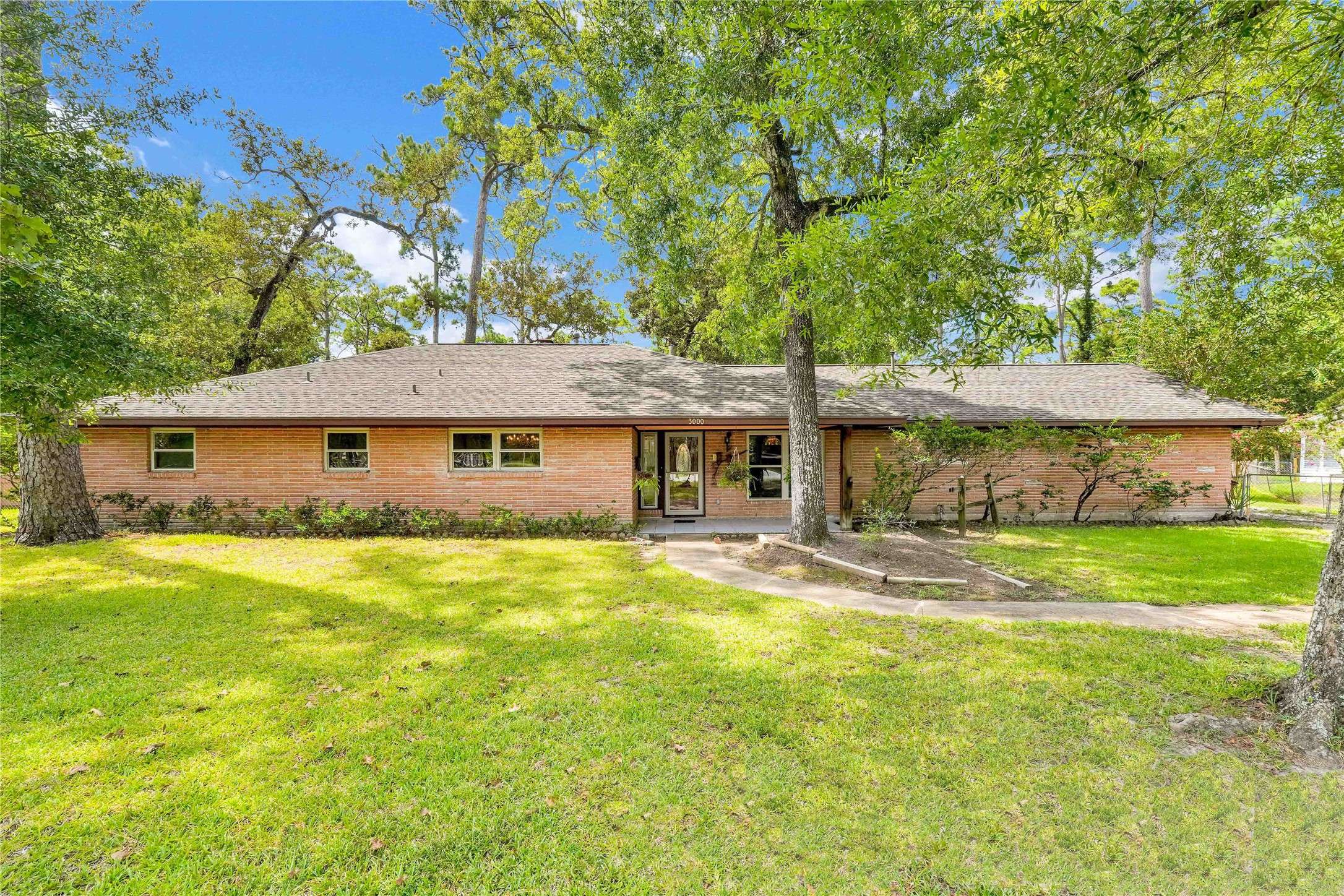 Dickinson, TX 77539,3000 Oak DR