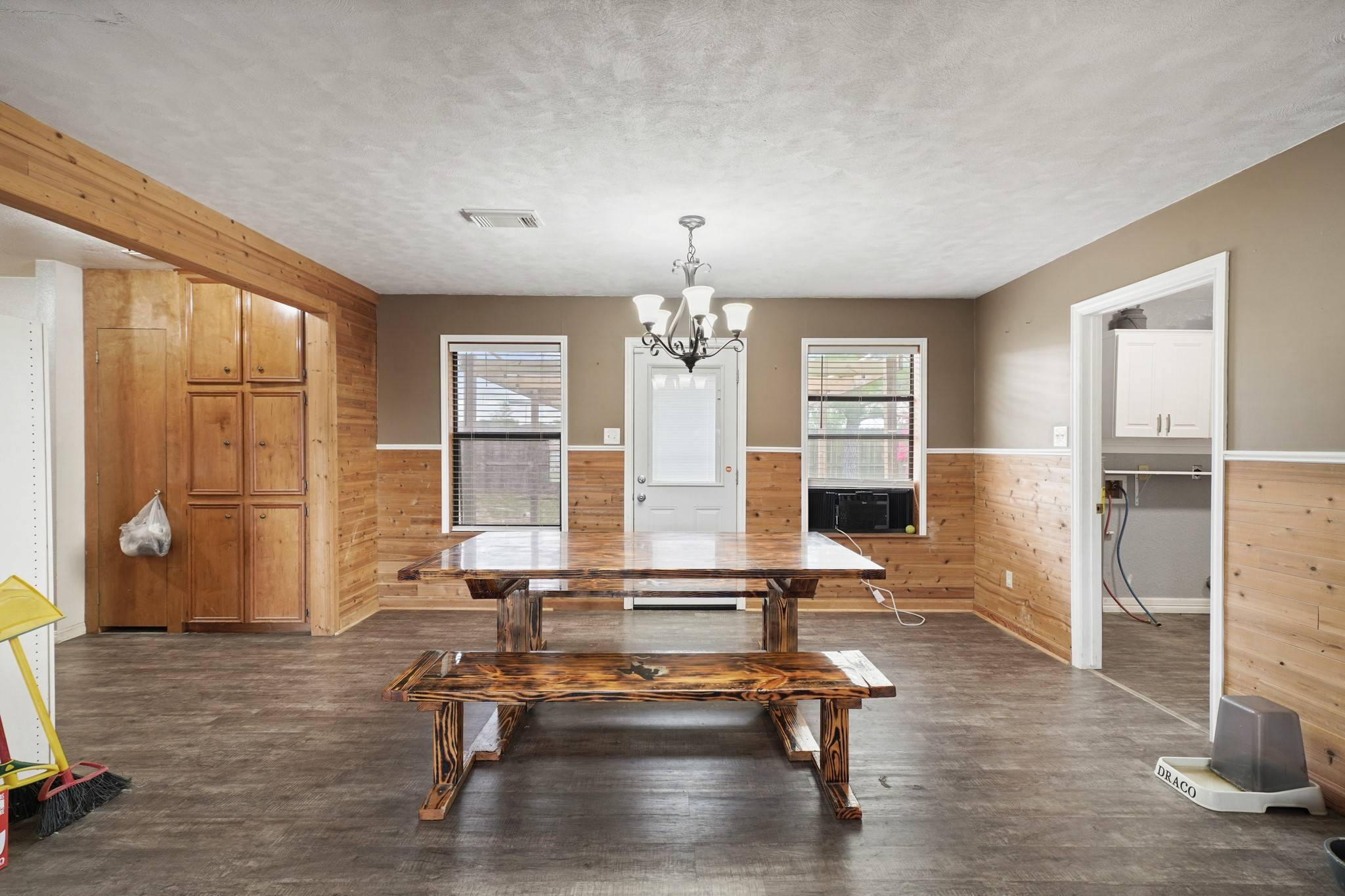 Angleton, TX 77515,1450 Horse Shoe CT