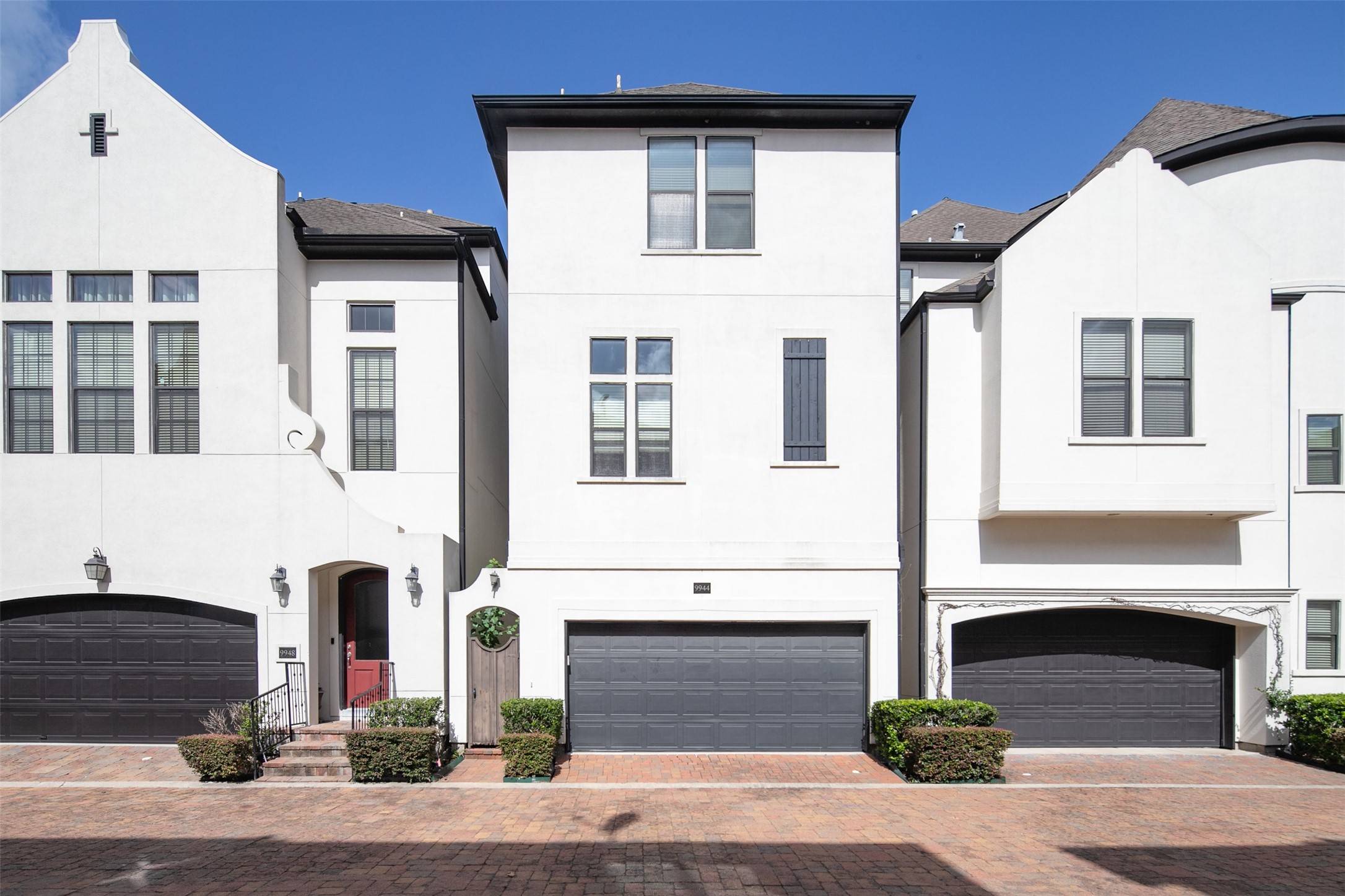 Houston, TX 77025,9944 Woodwind LN S