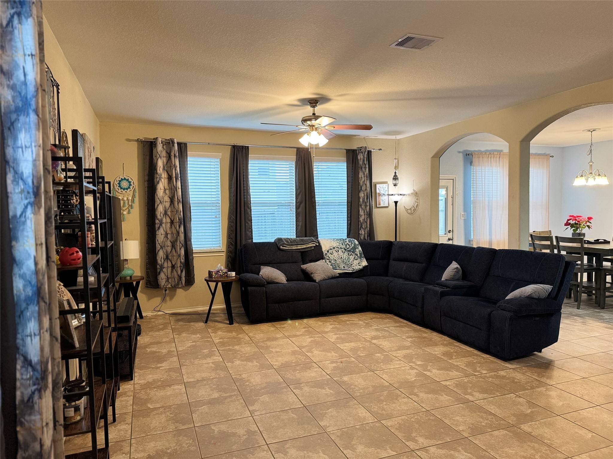 Dickinson, TX 77539,6861 Dogwood Cliff LN