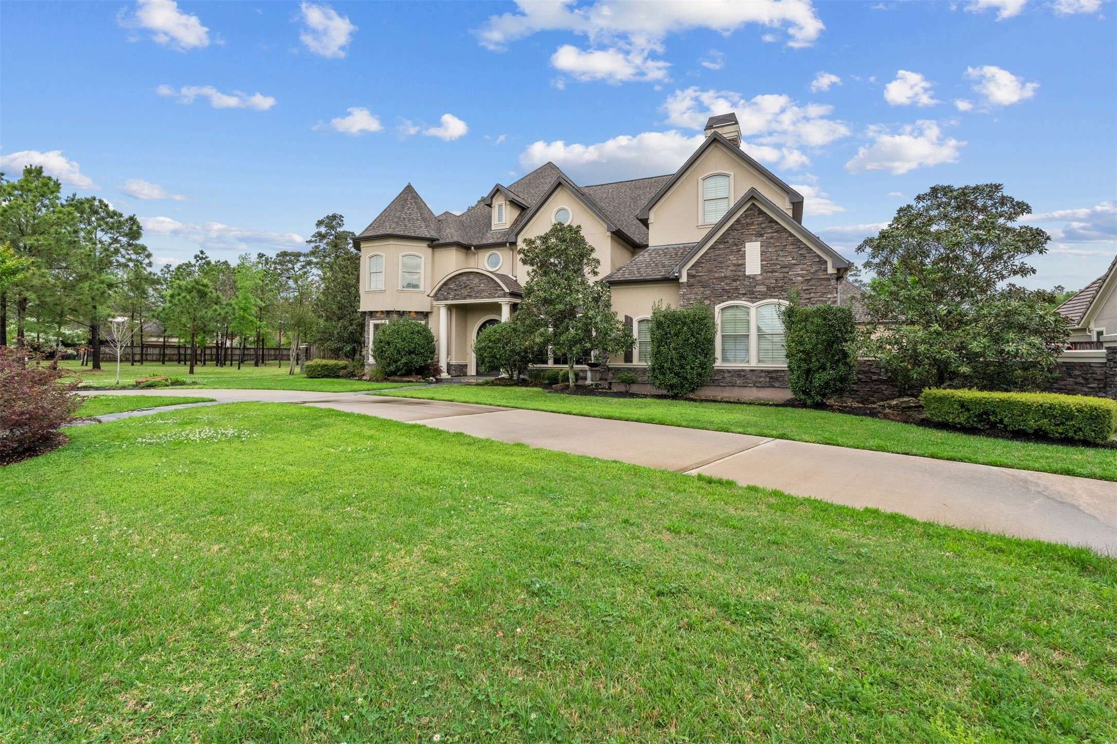 Humble, TX 77346,10 Oak Cove LN