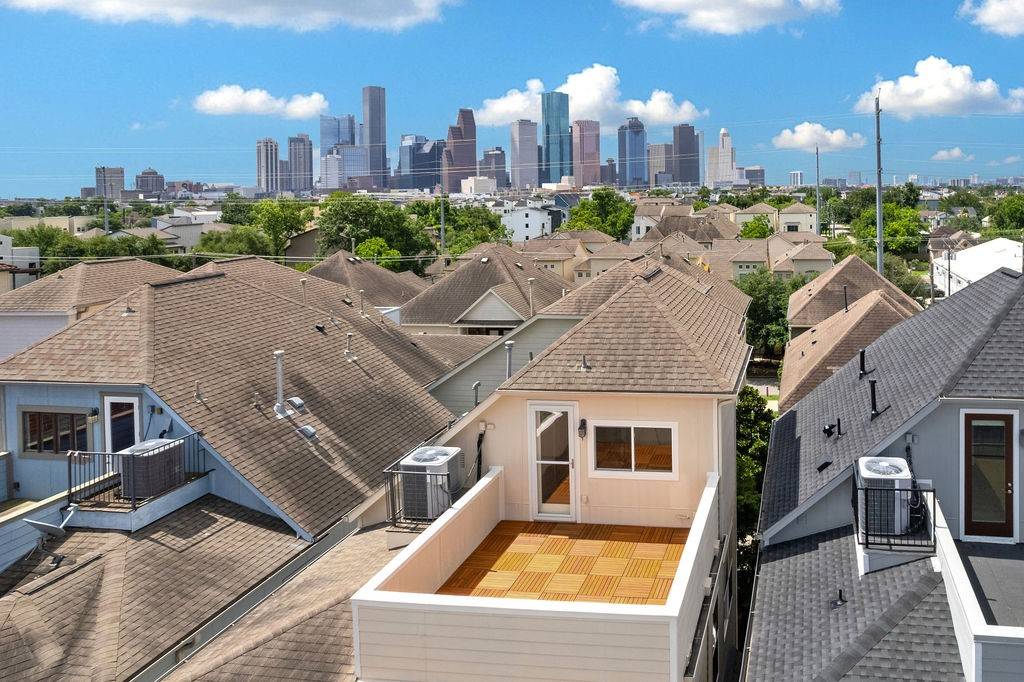 Houston, TX 77007,2020 Sabine ST