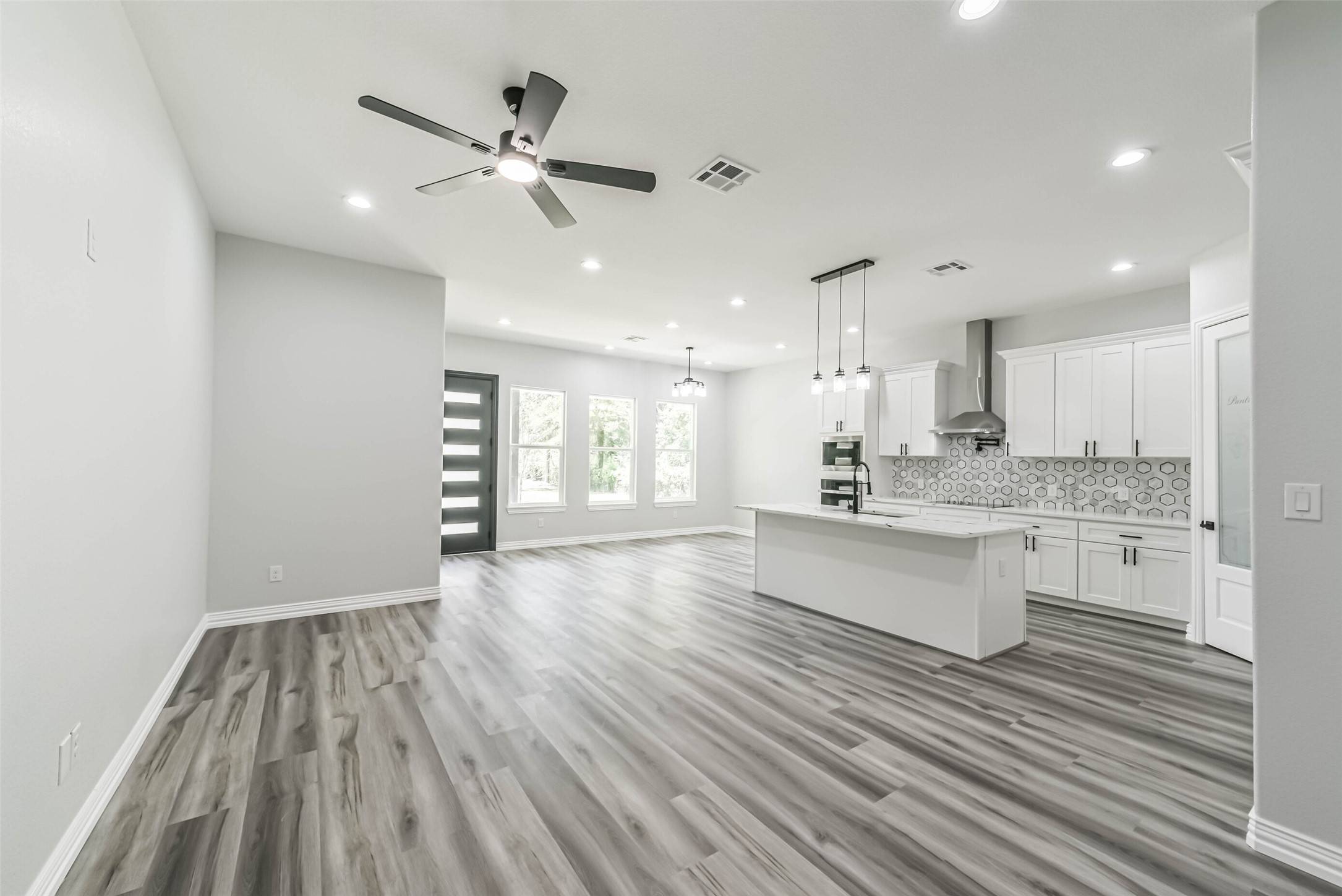 Conroe, TX 77302,14542 Old Humble Pipeline RD