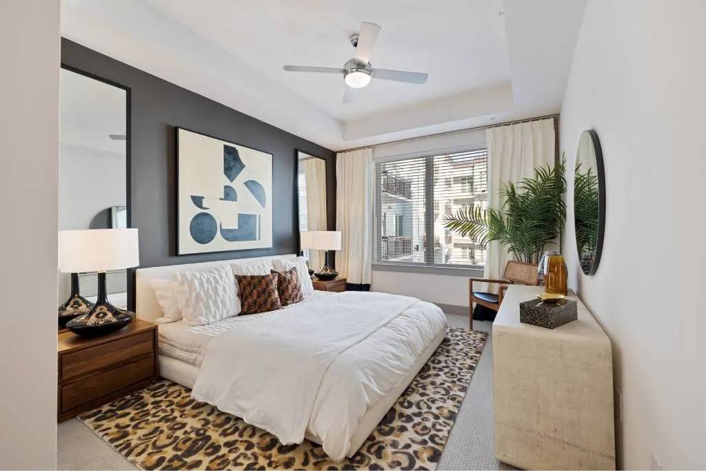 Houston, TX 77027,1317 Post Oak Park DR #302