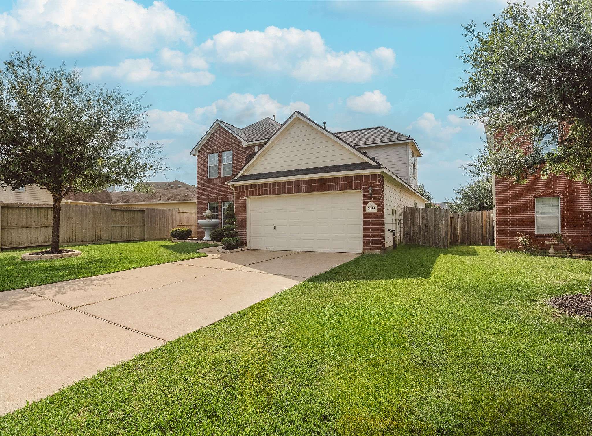 Conroe, TX 77301,2055 Midlane DR