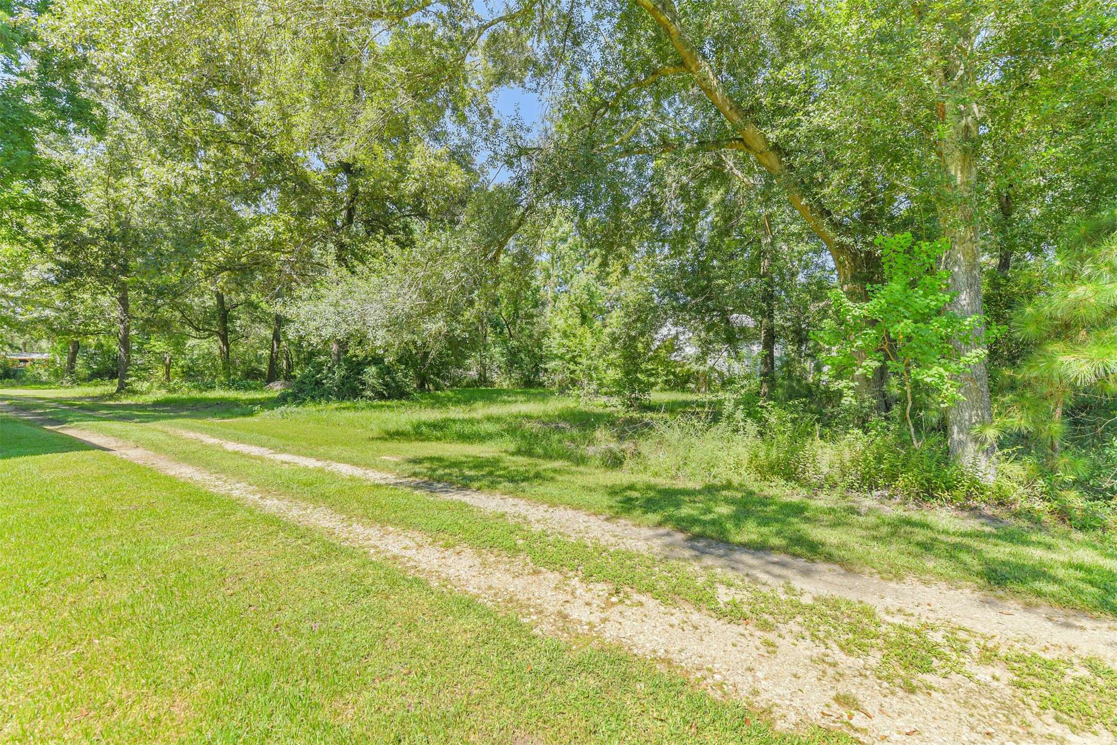Splendora, TX 77372,27556 Fm 2090 RD