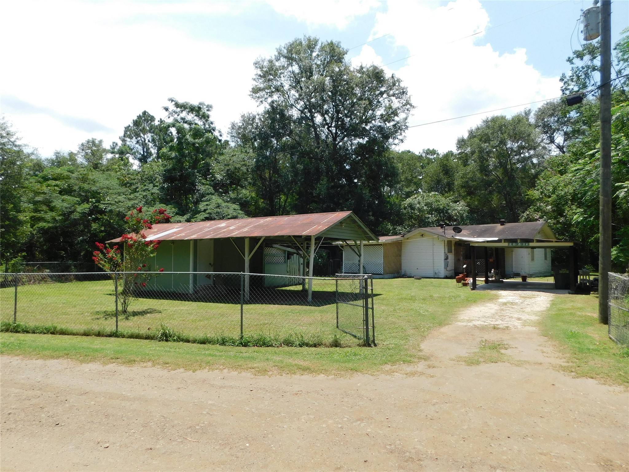 Woodville, TX 75979,240 County Road 4140