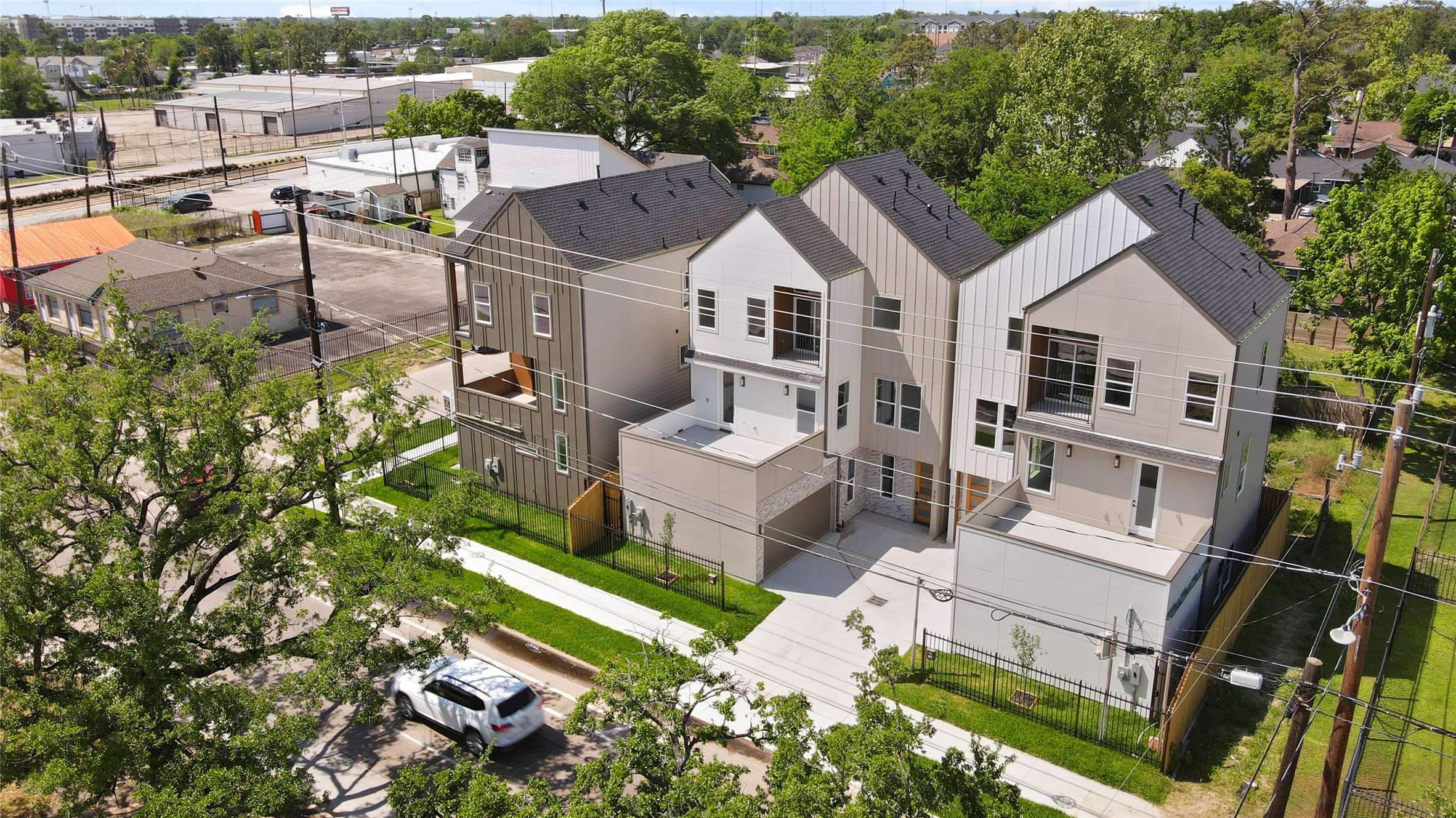 Houston, TX 77009,355 Cavalcade ST