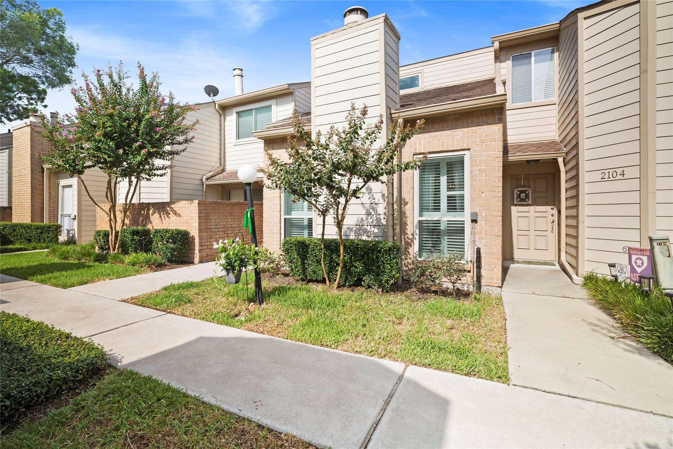 Houston, TX 77057,2106 Augusta DR