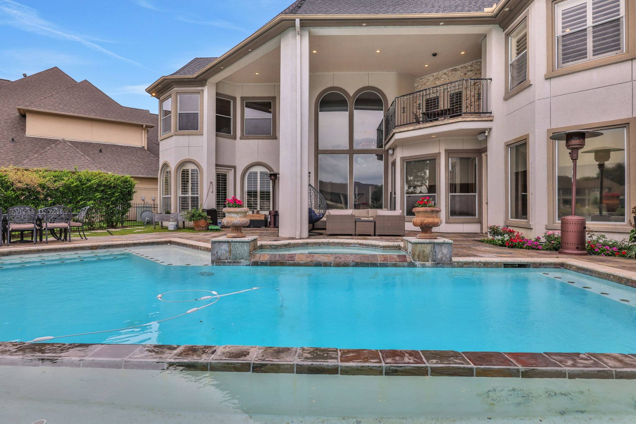 Sugar Land, TX 77479,4 Camden CT