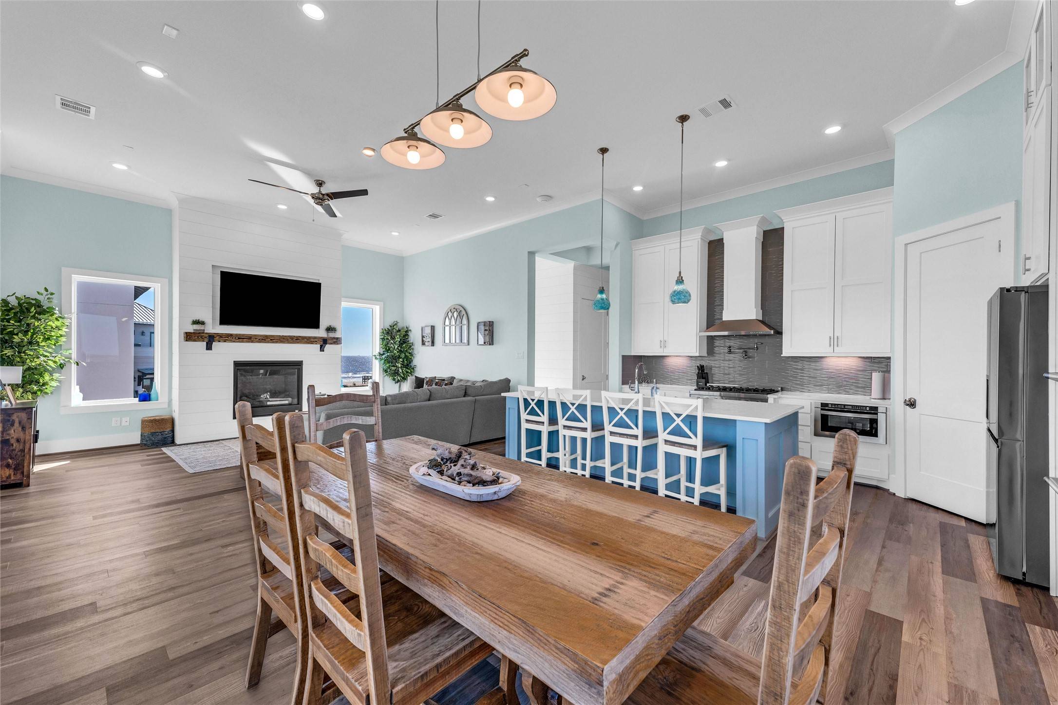 Gilchrist, TX 77617,312 Seagrass
