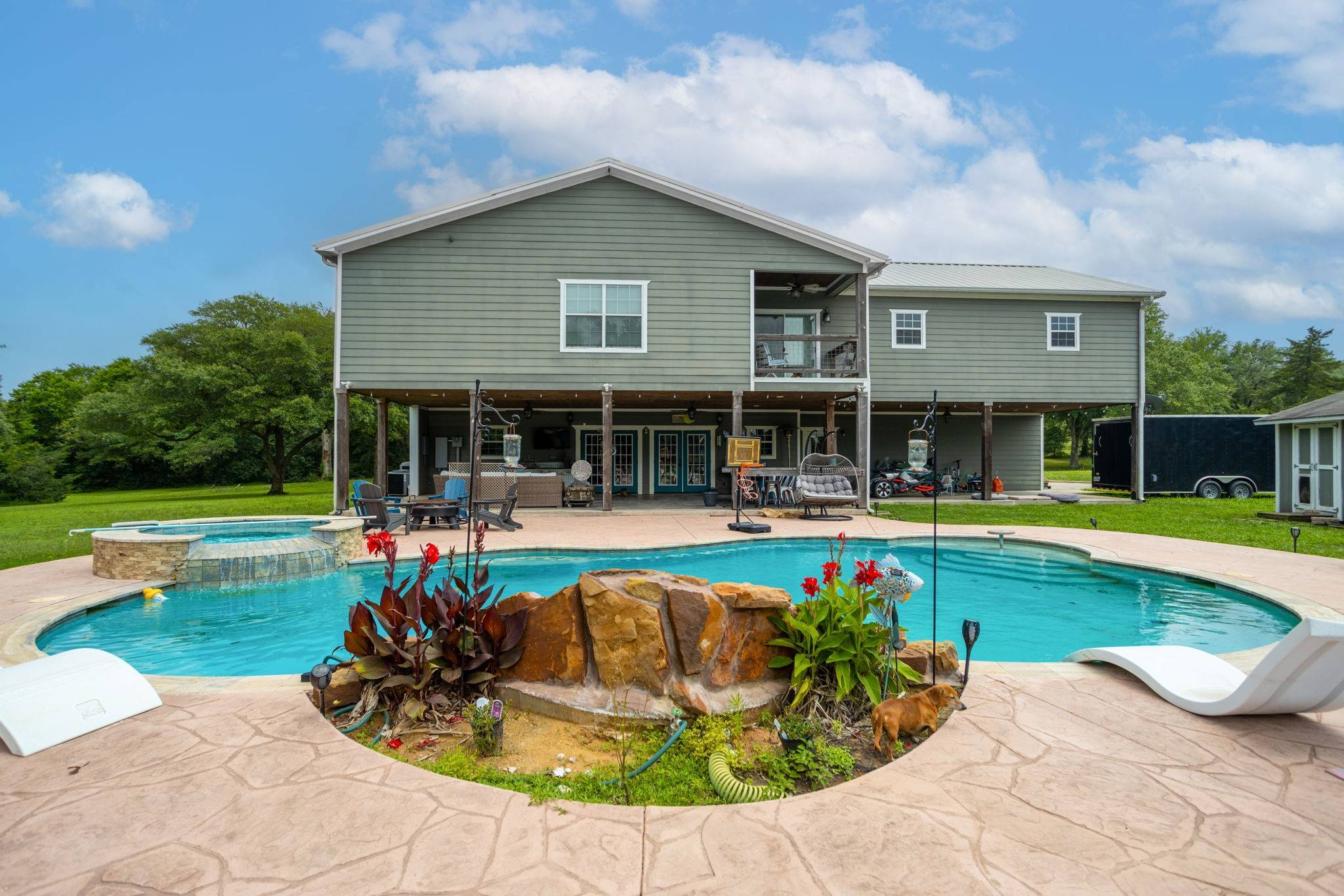 Brenham, TX 77833,305 Affleck RD