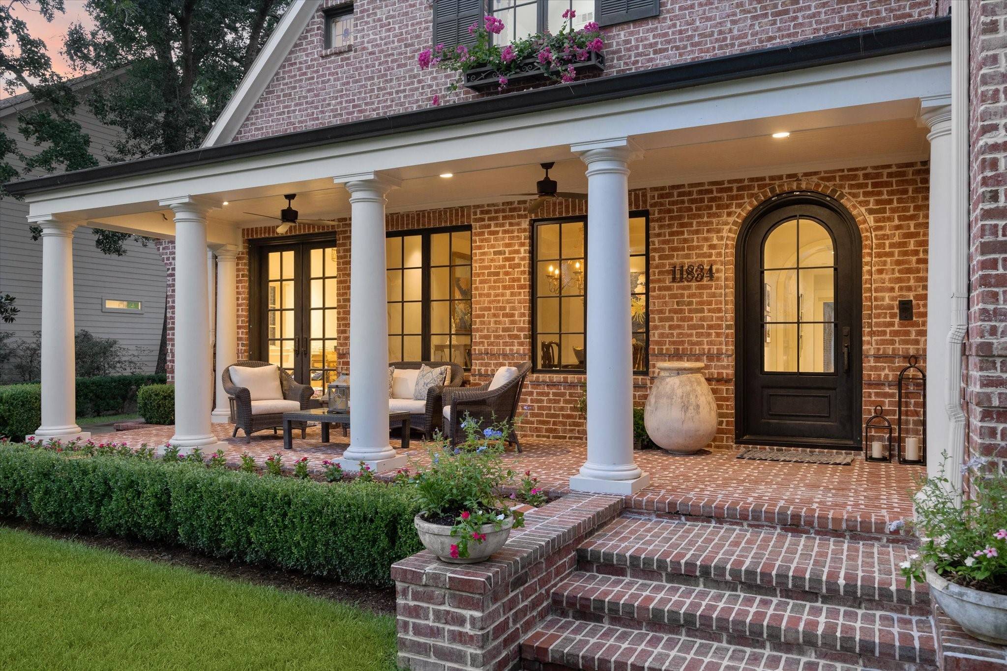 Houston, TX 77024,11834 Longleaf LN