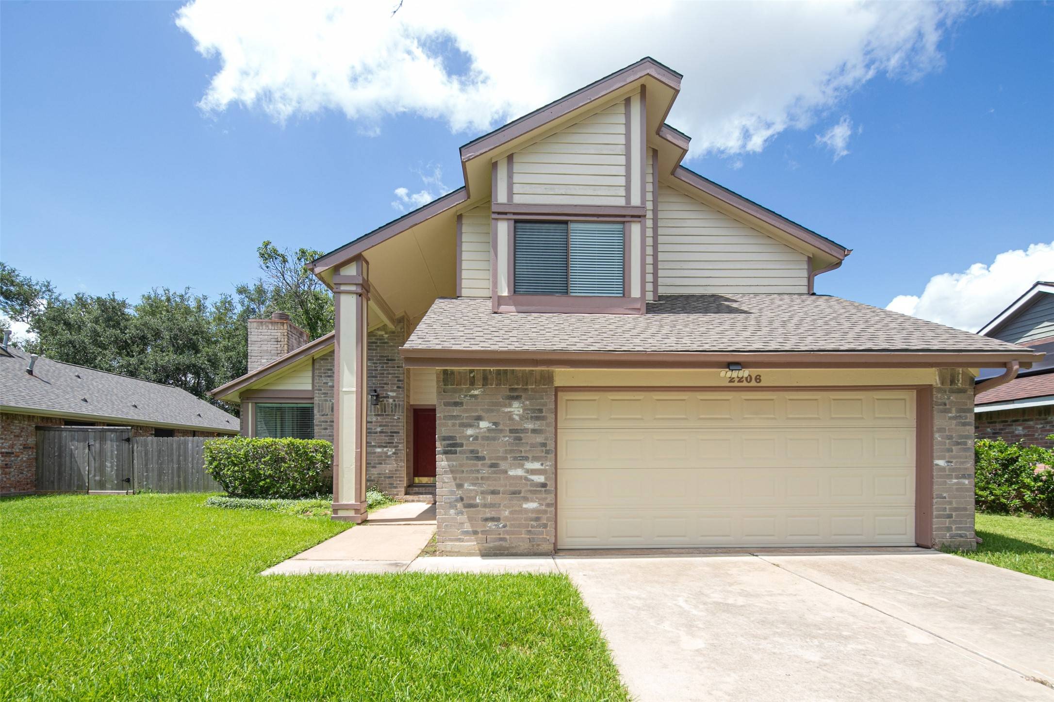 Sugar Land, TX 77479,2206 Greencove LN