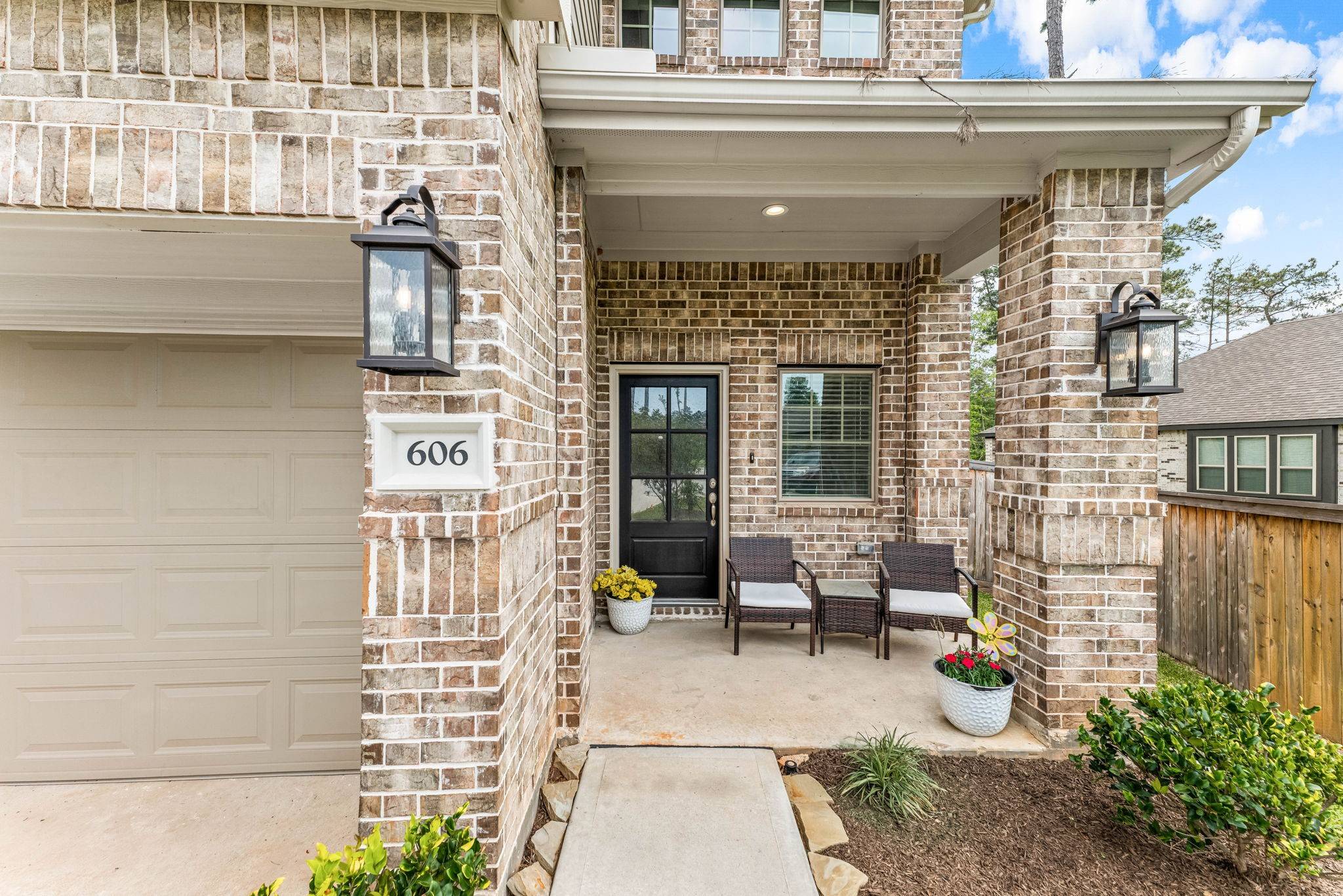 Willis, TX 77318,606 Pecan Hickory CT