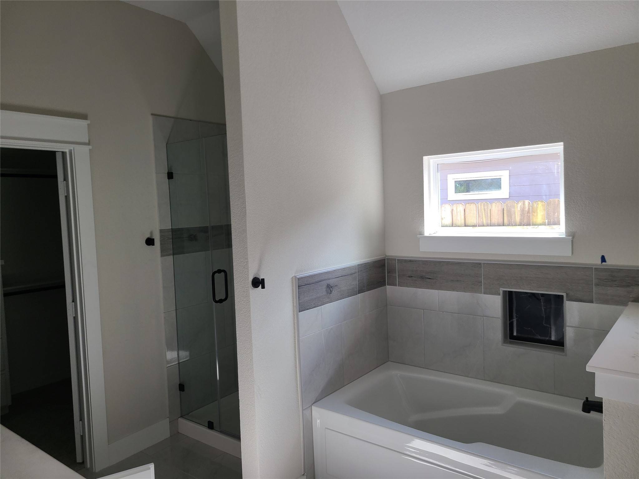 Houston, TX 77028,7406 Hoffman ST