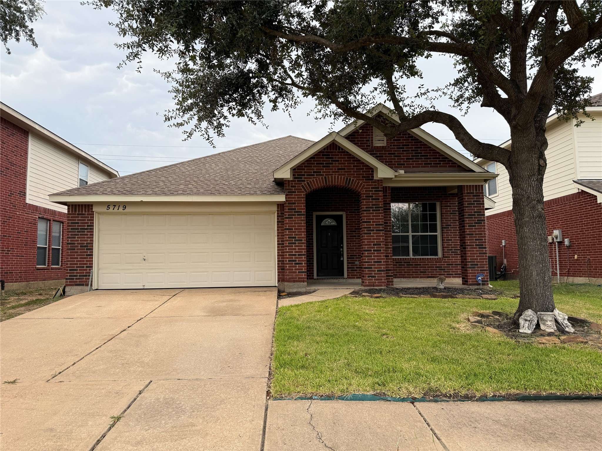 Houston, TX 77084,5719 Brookhollow Pine Trl